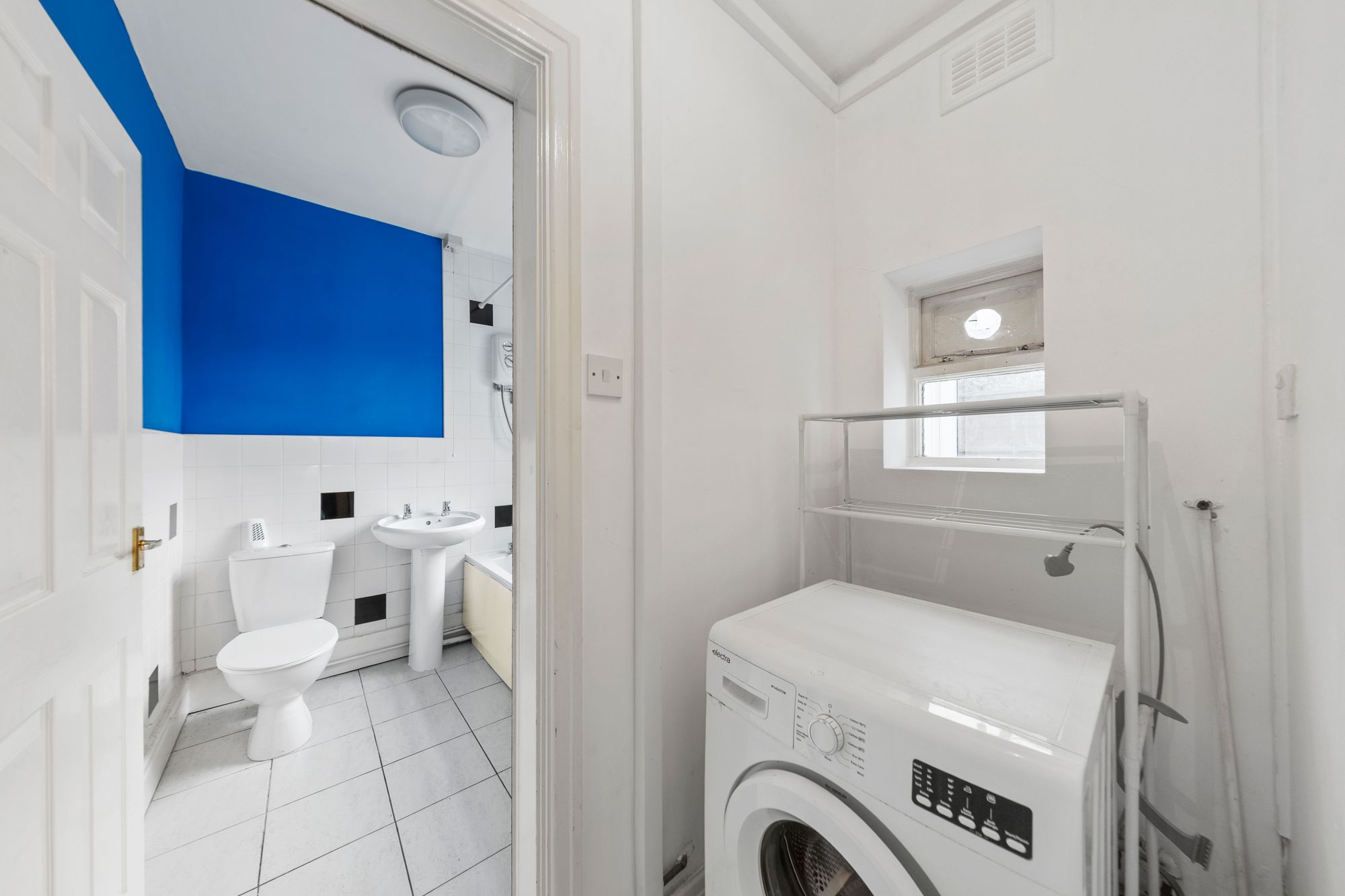 2b Warren Road, Warrington