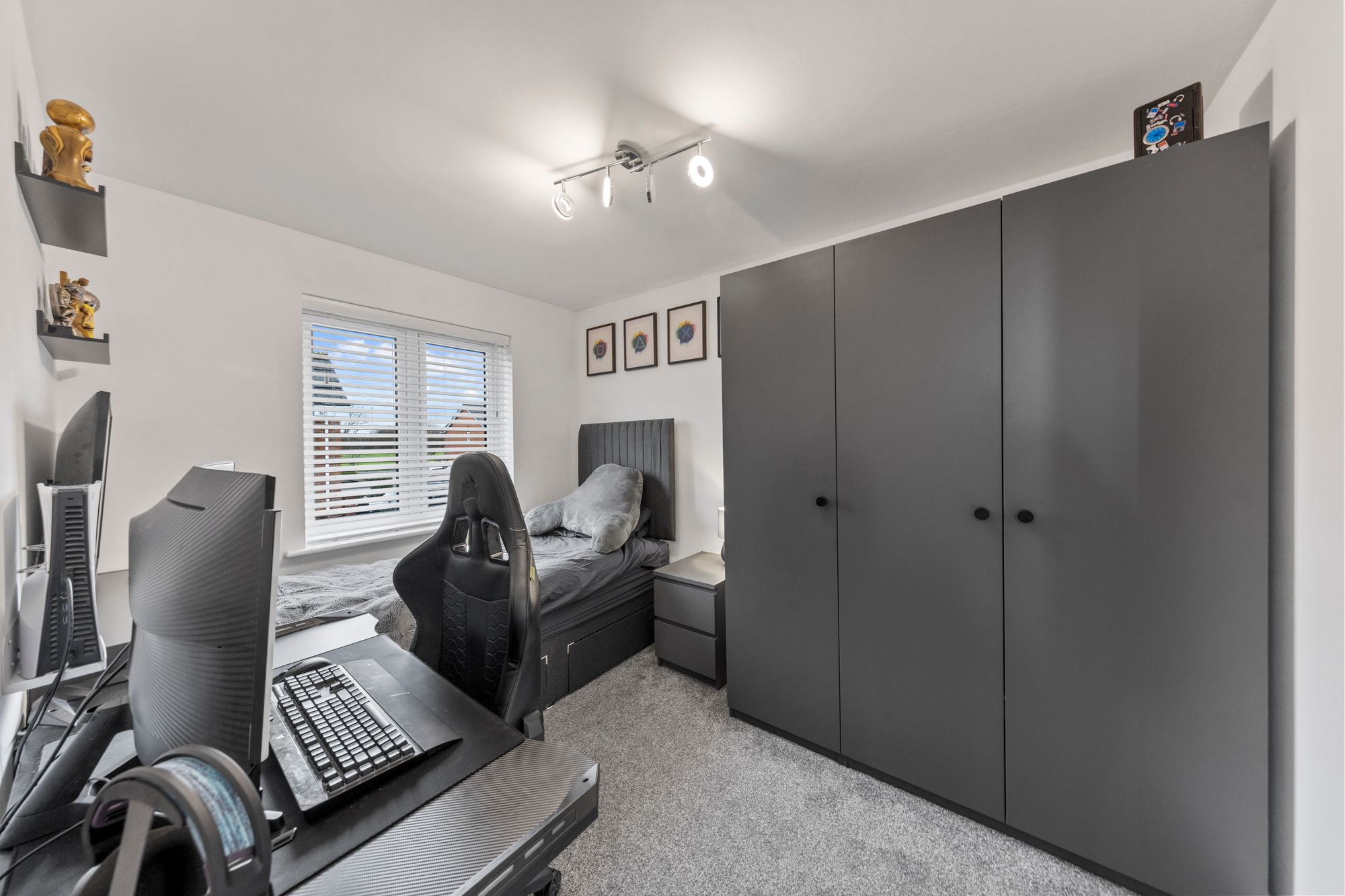 Snowberry Crescent, Warrington, WA5