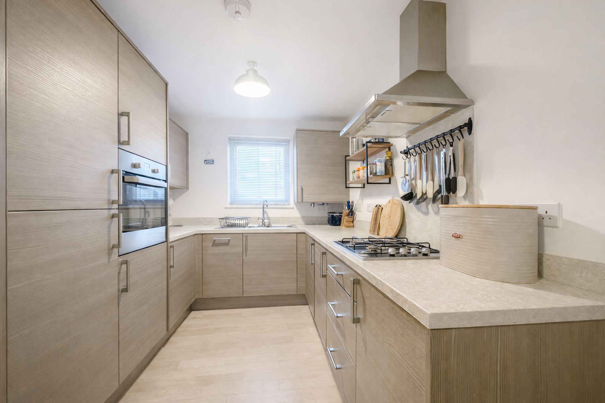 bc9d983d-b66b-4241-bd94-6bd9ec39765cnew