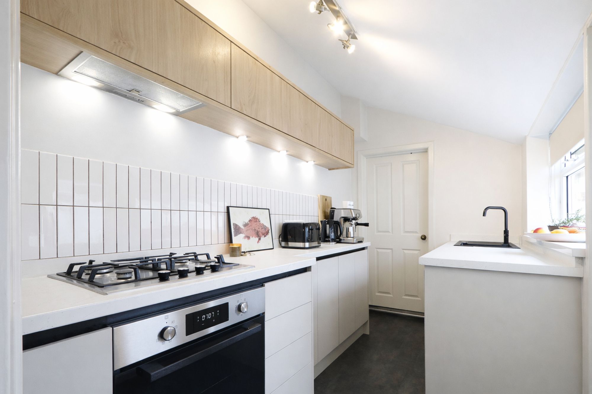 f64f7907-80a8-40fa-a0d9-e48aea5505ce