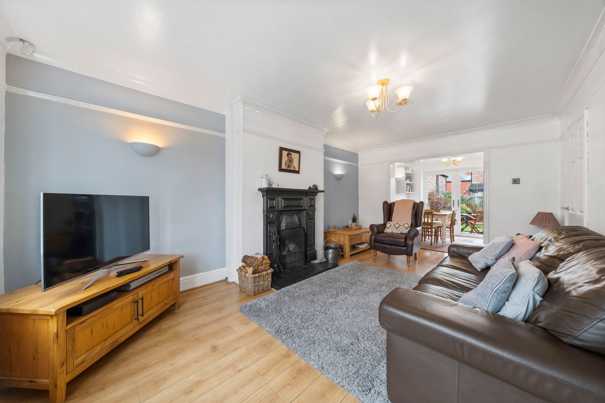 Charles Street, Leigh