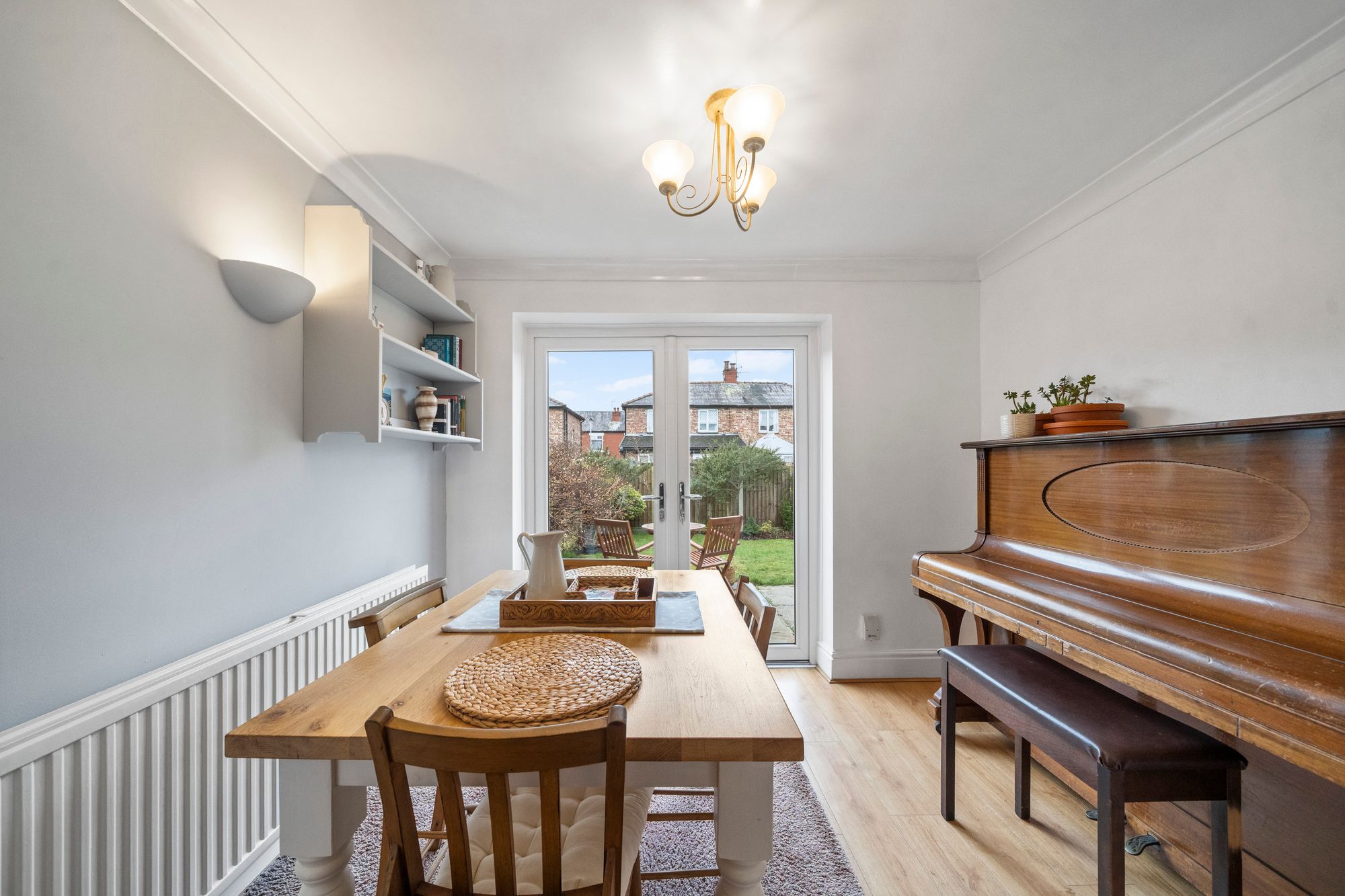 Charles Street, Leigh