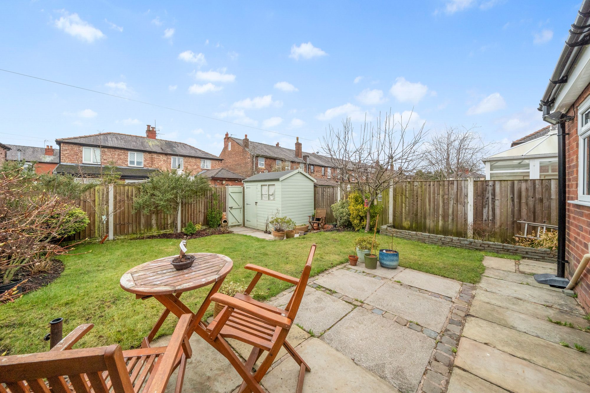 Charles Street, Leigh