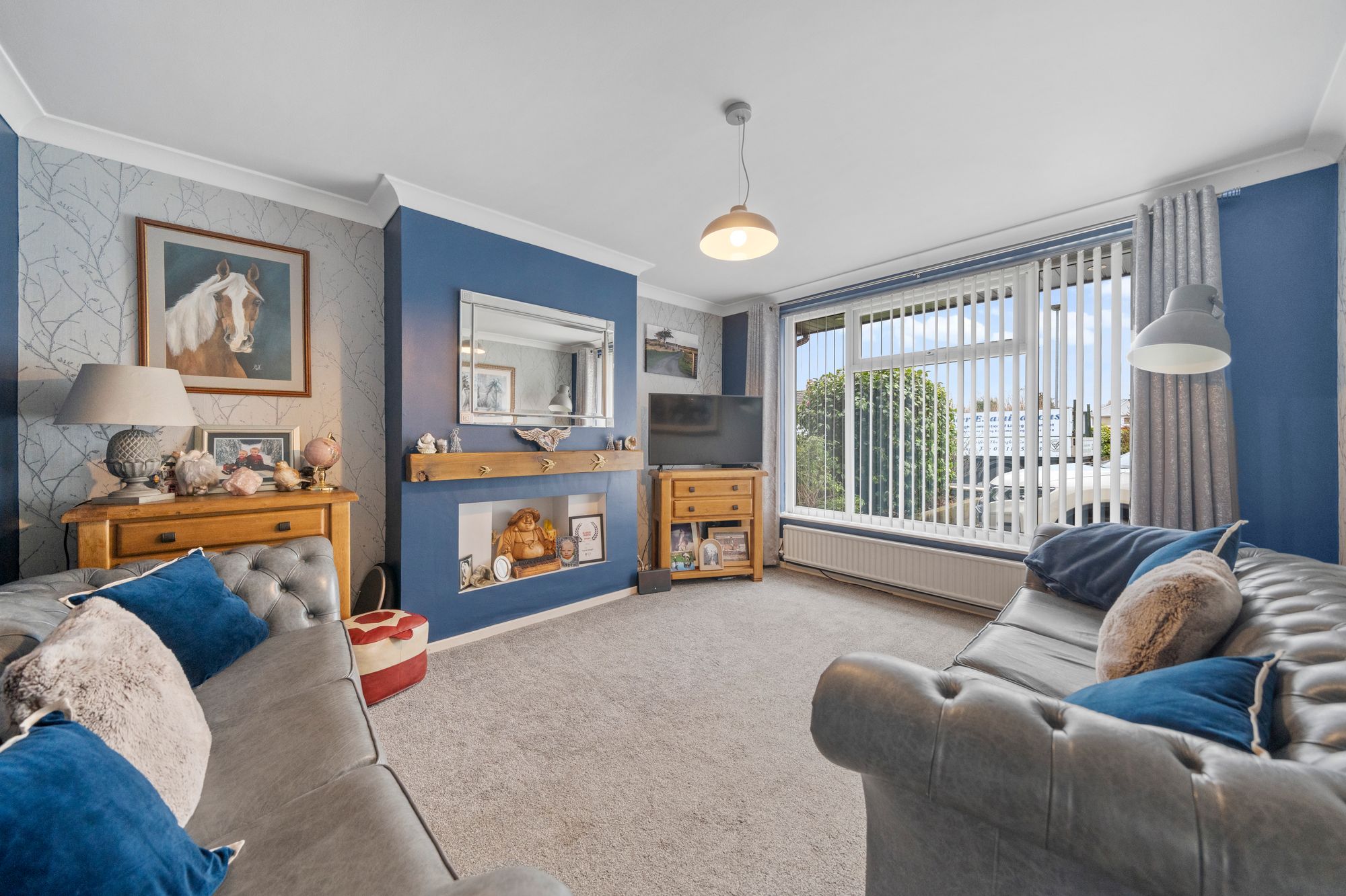 Chestnut Drive South, Leigh