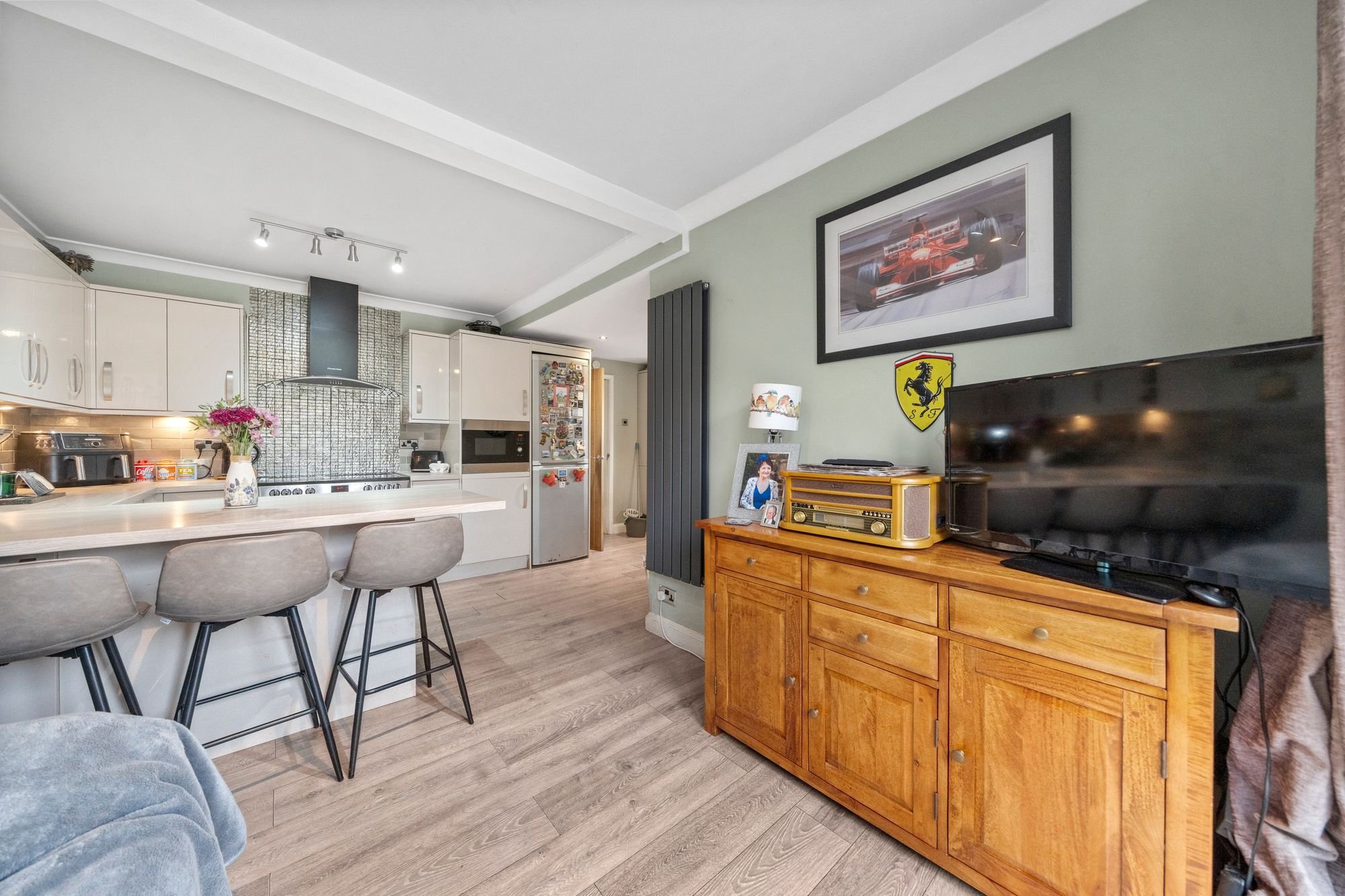 Chestnut Drive South, Leigh