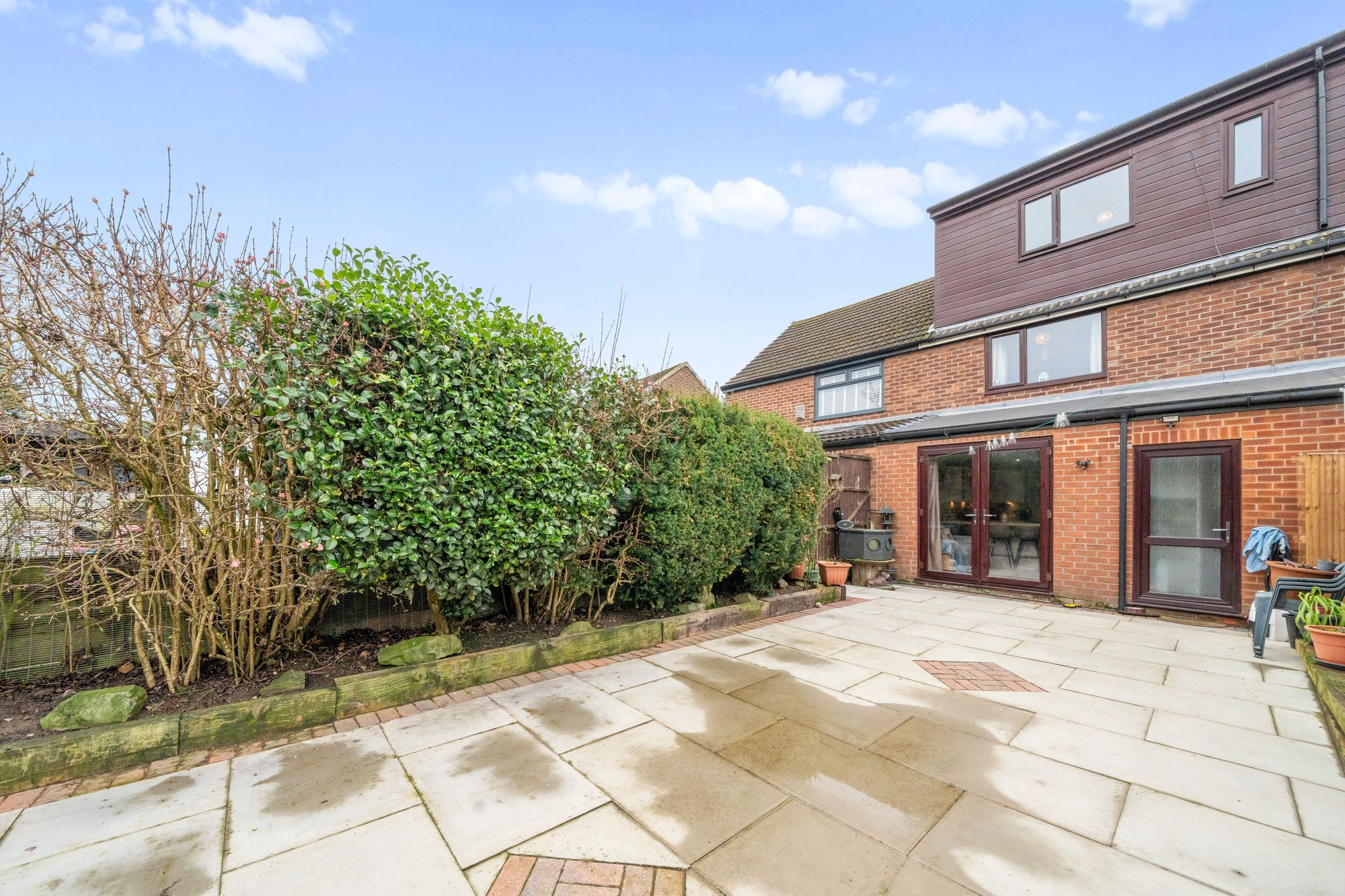 Chestnut Drive South, Leigh