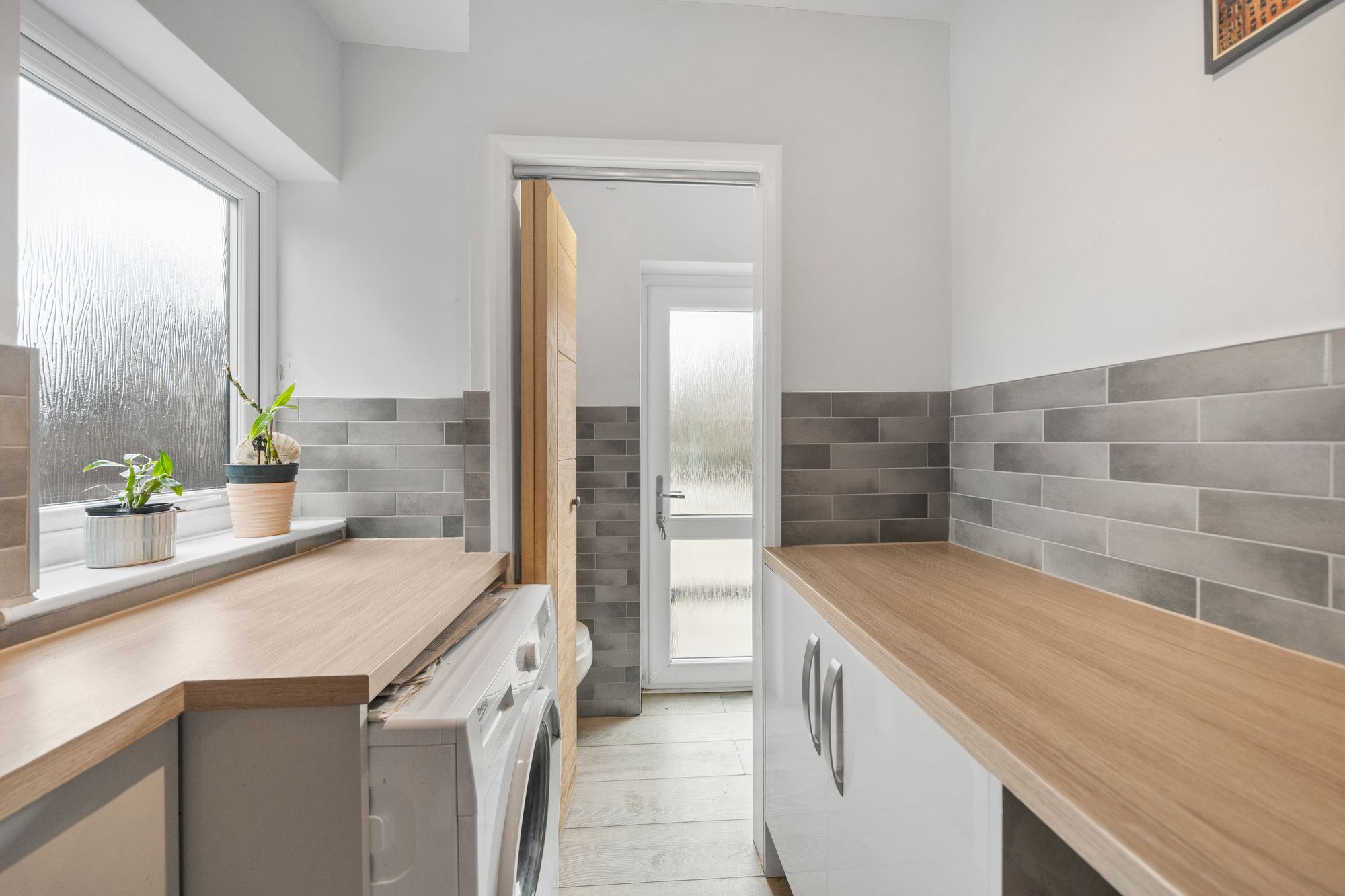 Chestnut Drive South, Leigh