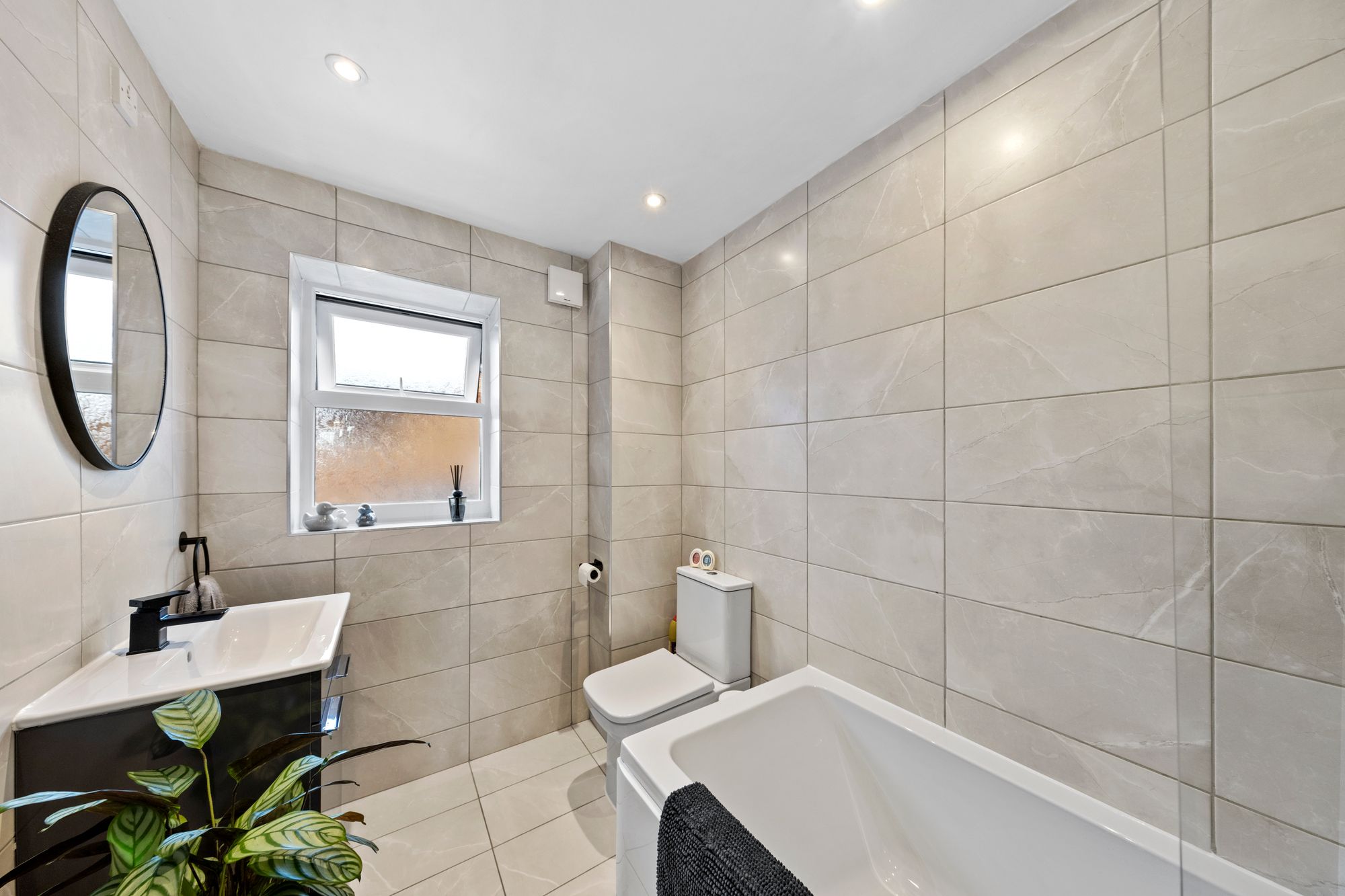 Turnstone Avenue, Newton-Le-Willows