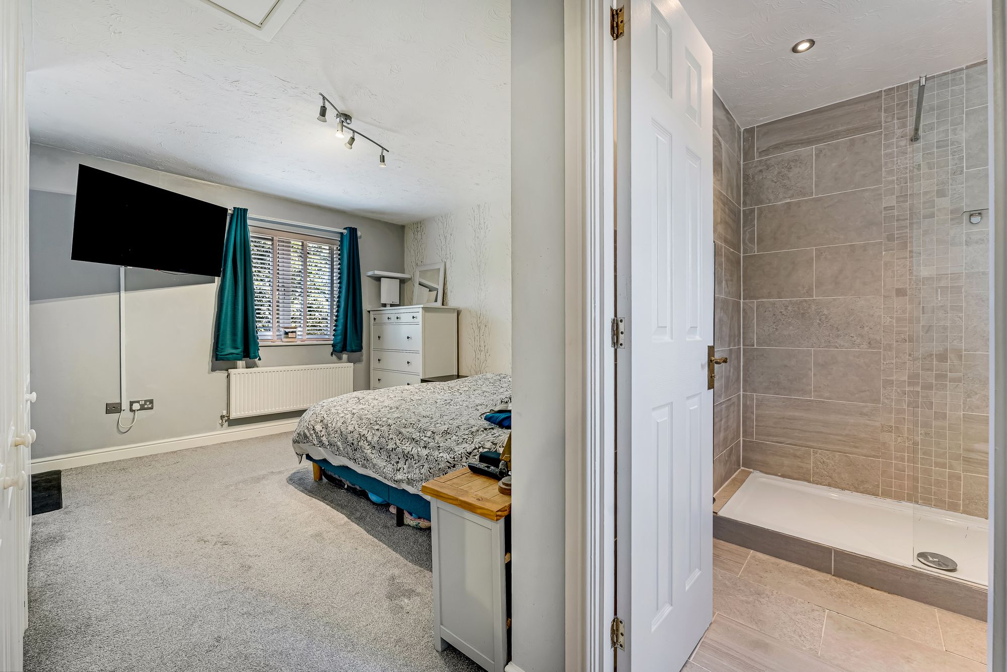 Warrington Road, Warrington