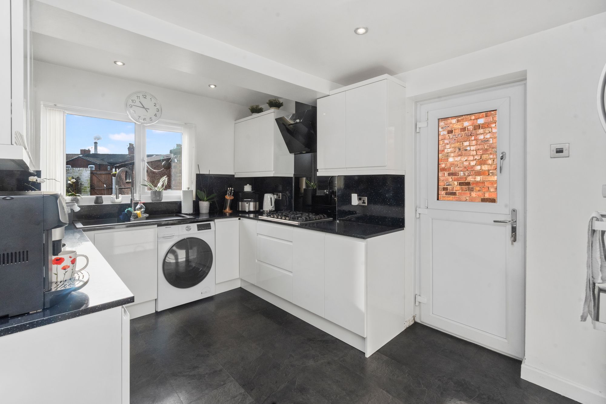 Prescot Road, St. Helens, WA10