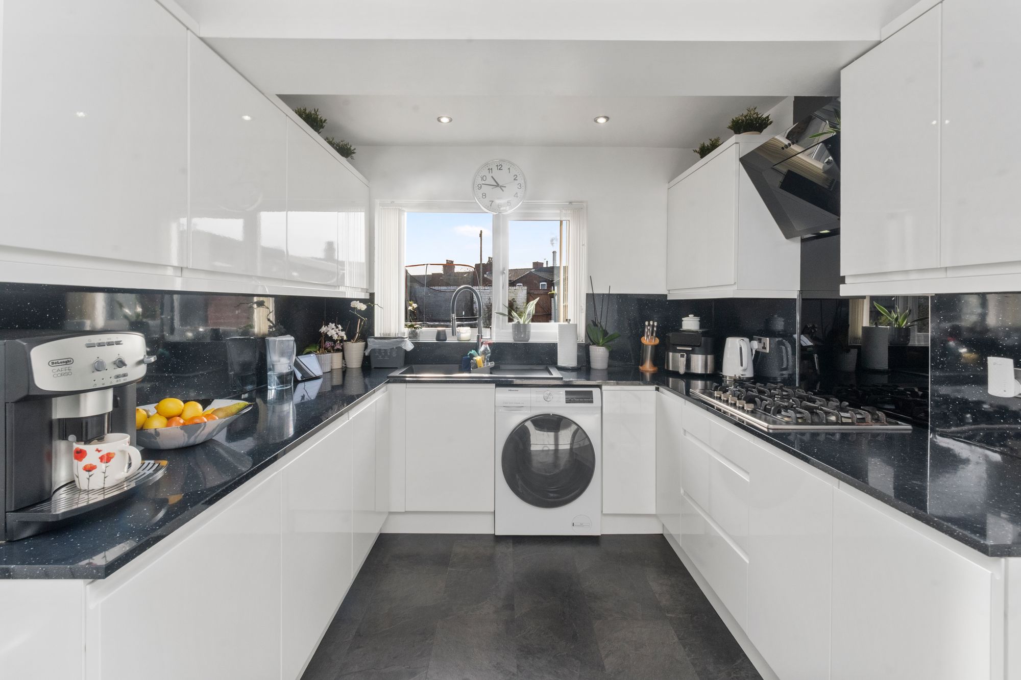 Prescot Road, St. Helens, WA10