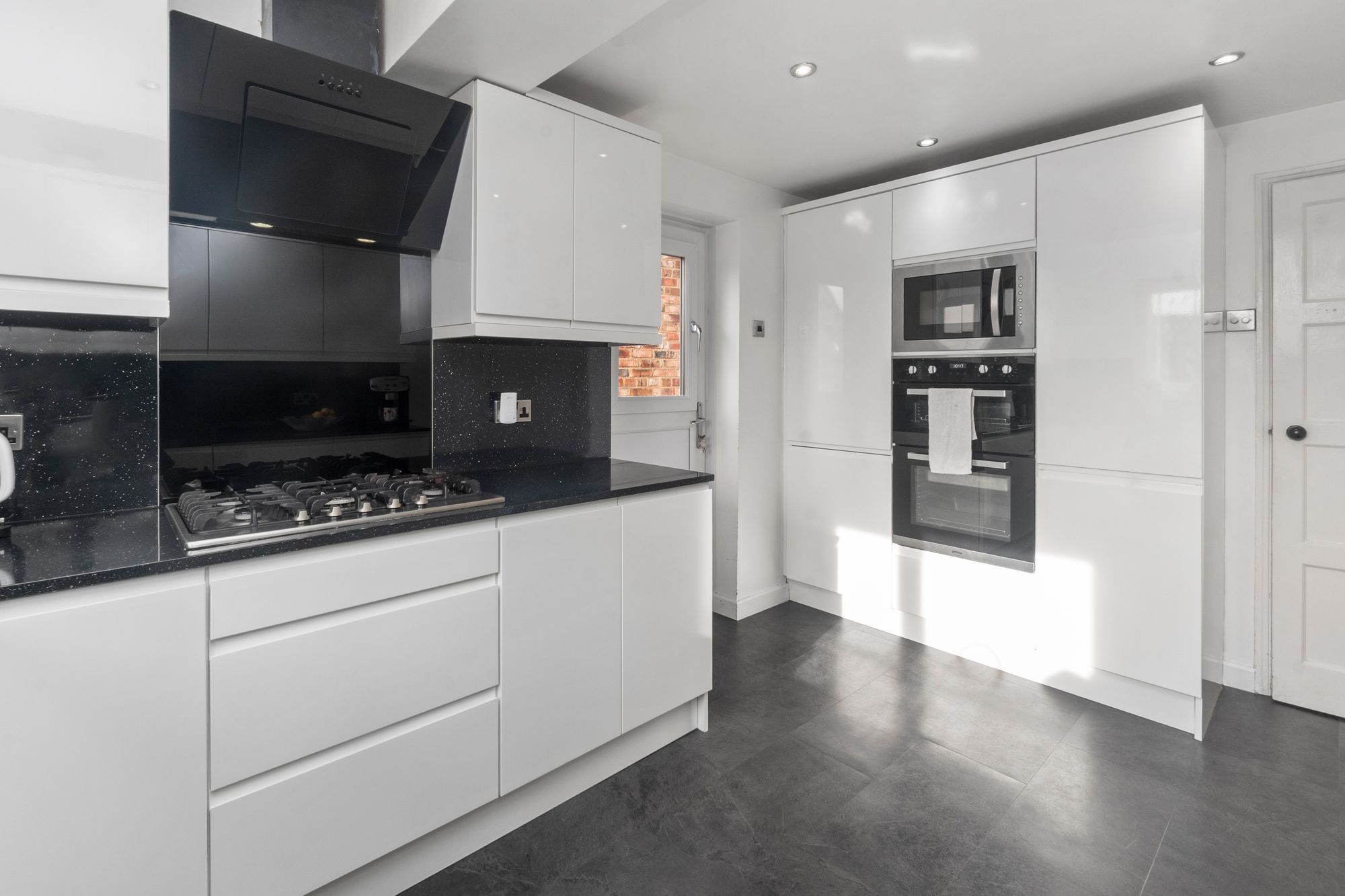 Prescot Road, St. Helens, WA10