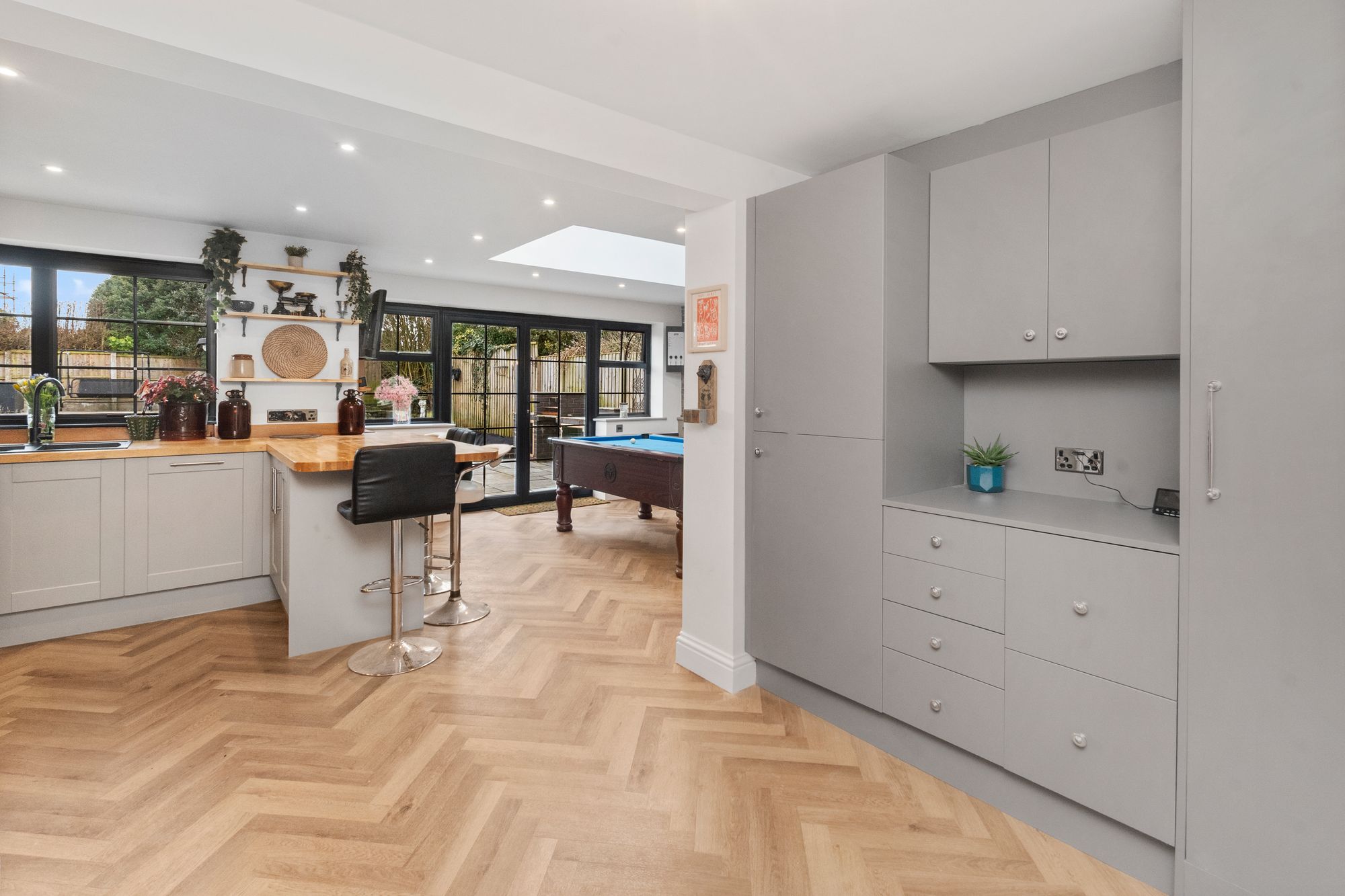 Monroe Close, Warrington