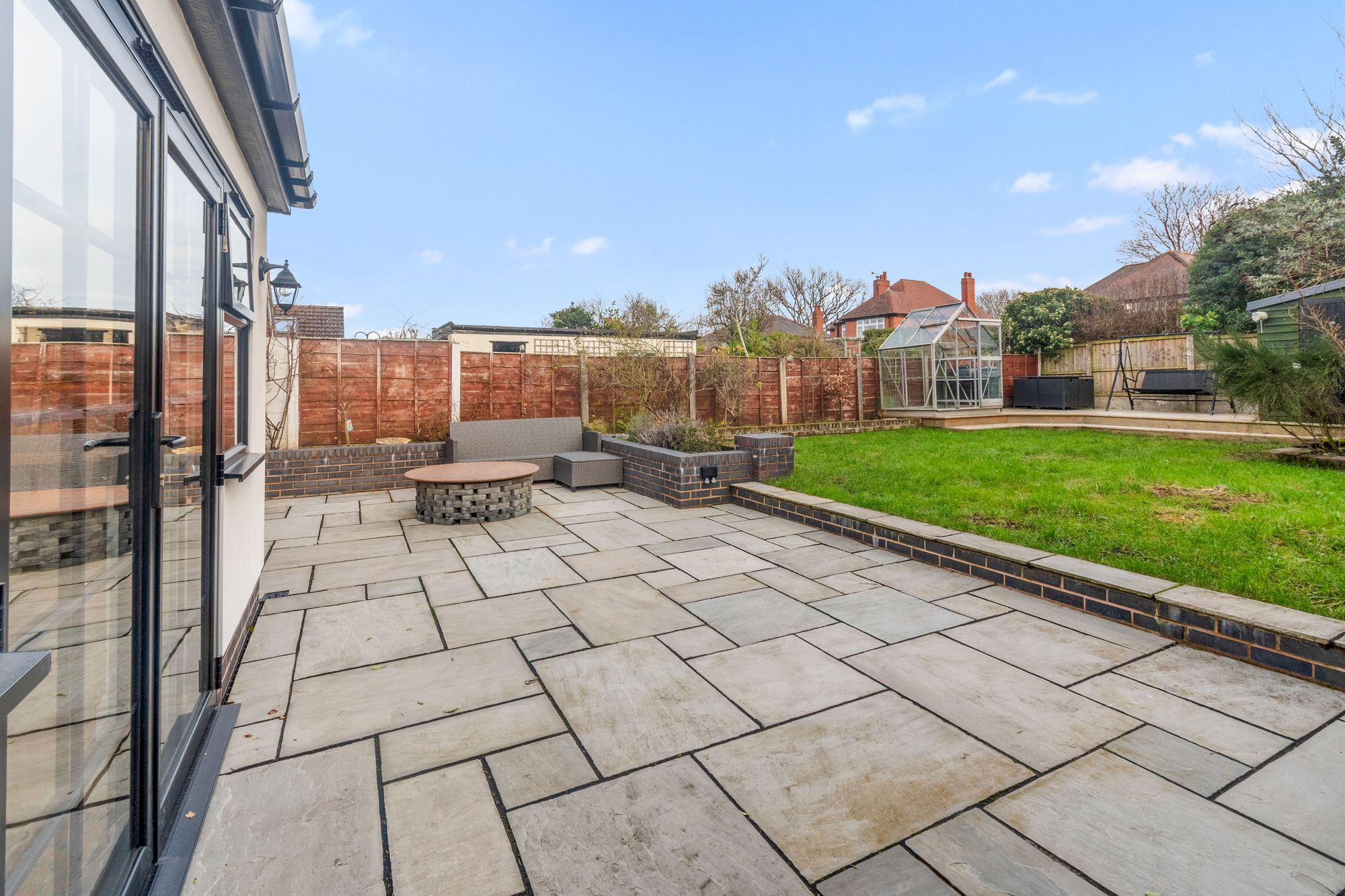 Monroe Close, Warrington