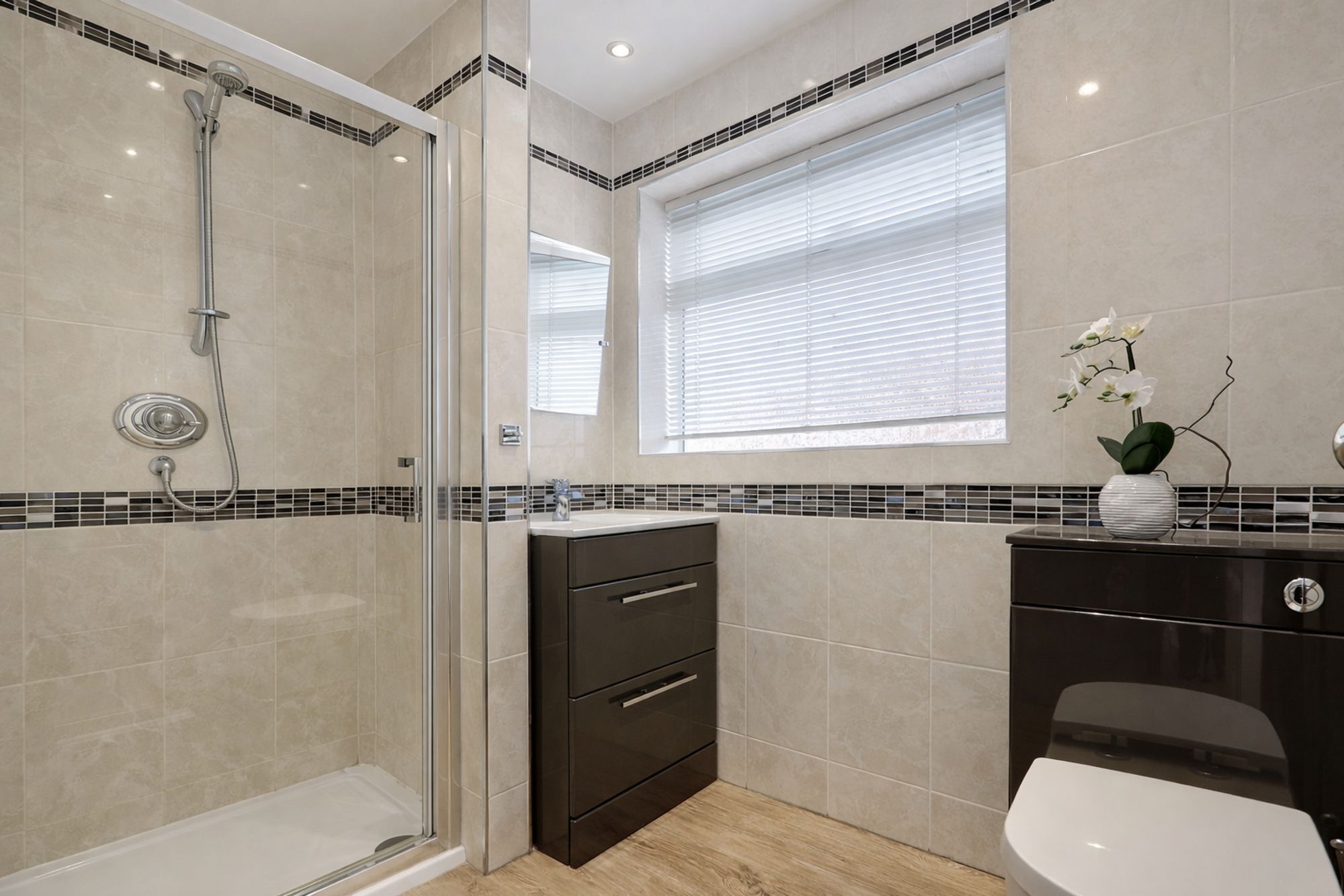 b55a250f-cc92-496f-942d-e987b21ce208