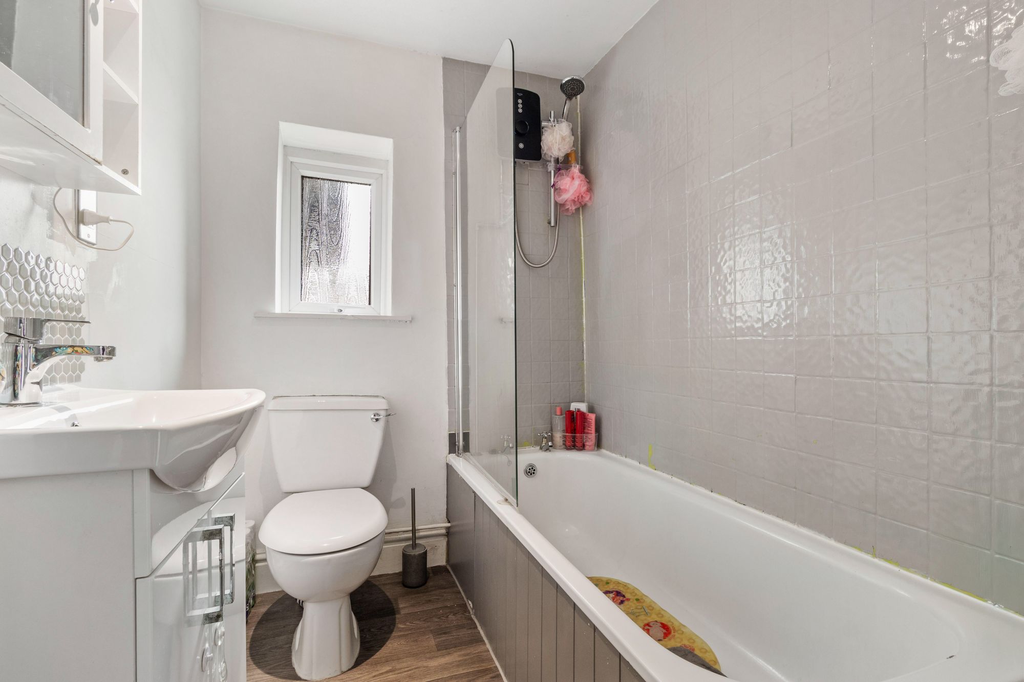 Grange Avenue, Warrington