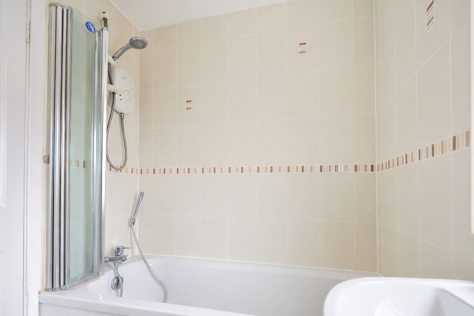 a03cbd9d-c959-4db3-a8e8-f332e09cfe84