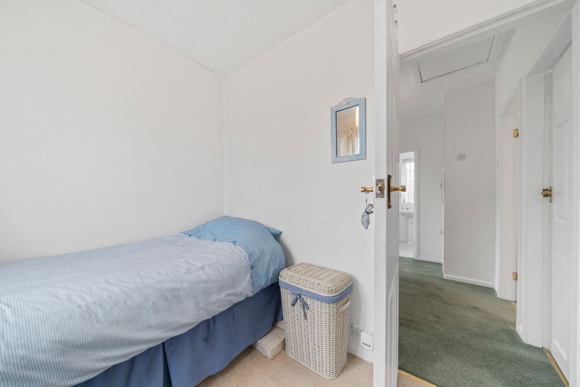 Sydney Avenue, Leigh