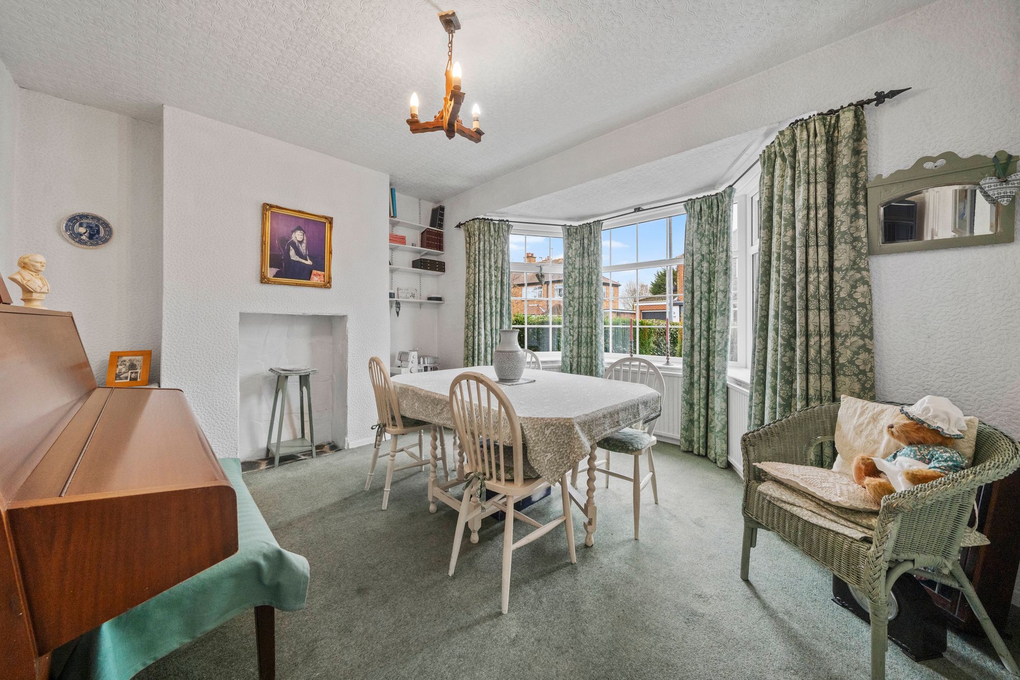 Sydney Avenue, Leigh