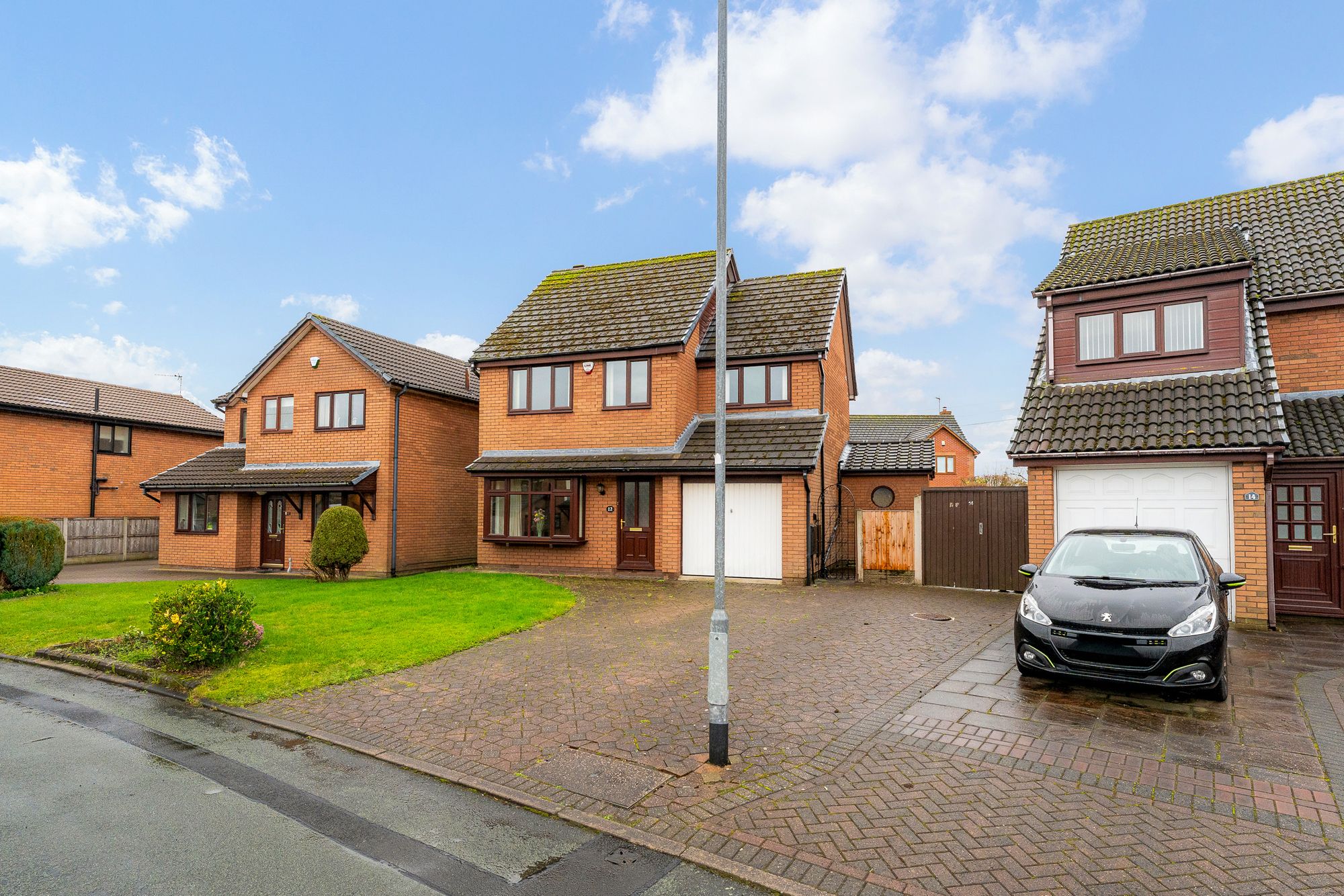 Bembridge Close, Widnes, WA8