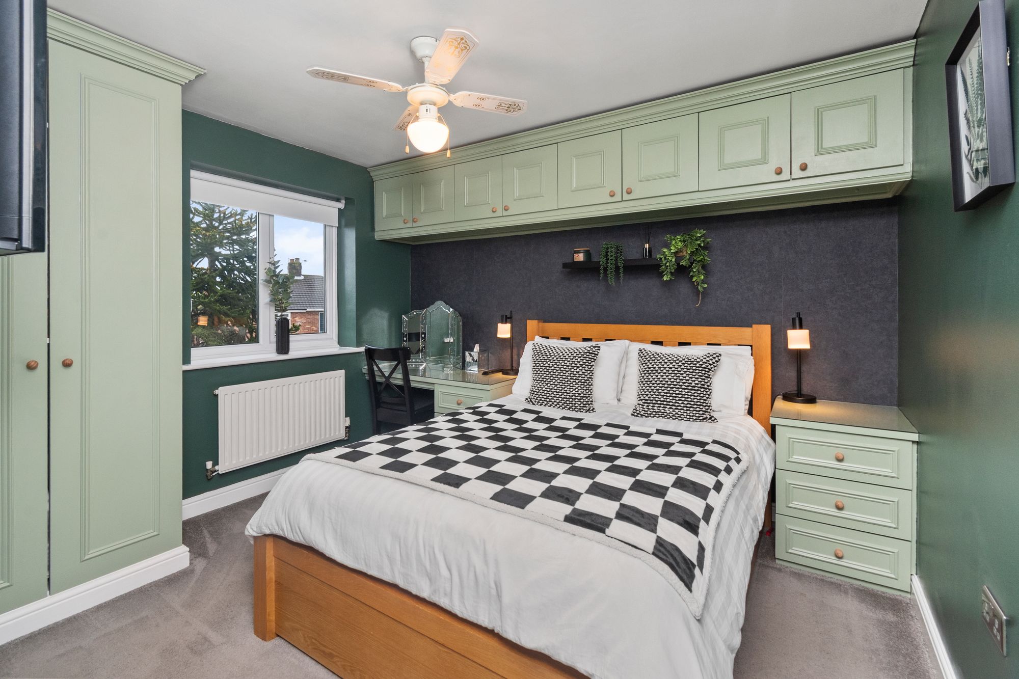 Hedworth Gardens, St. Helens