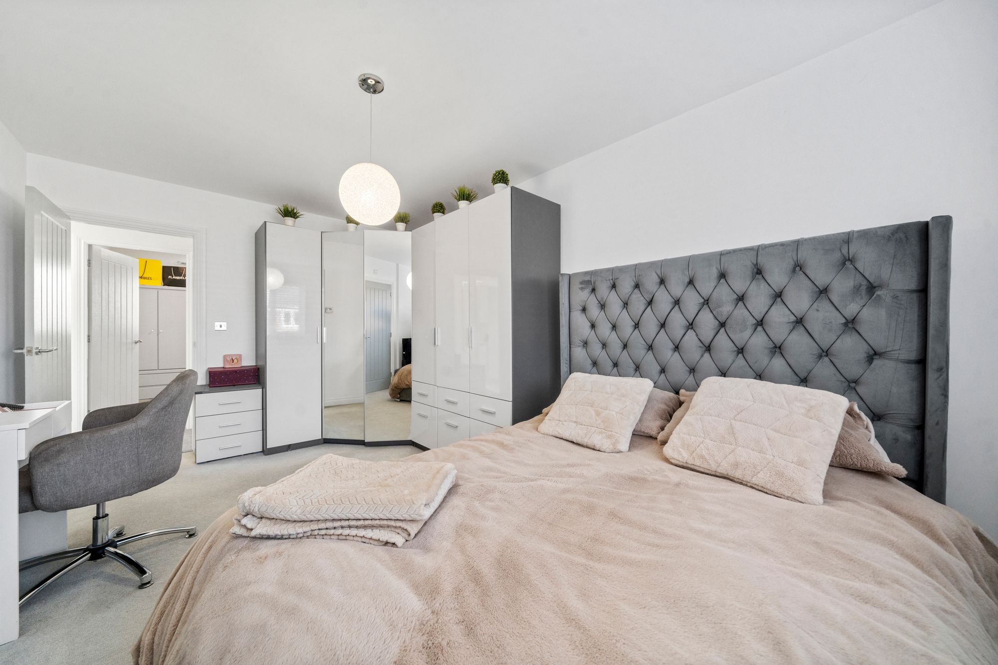 Bettison Avenue, Leigh