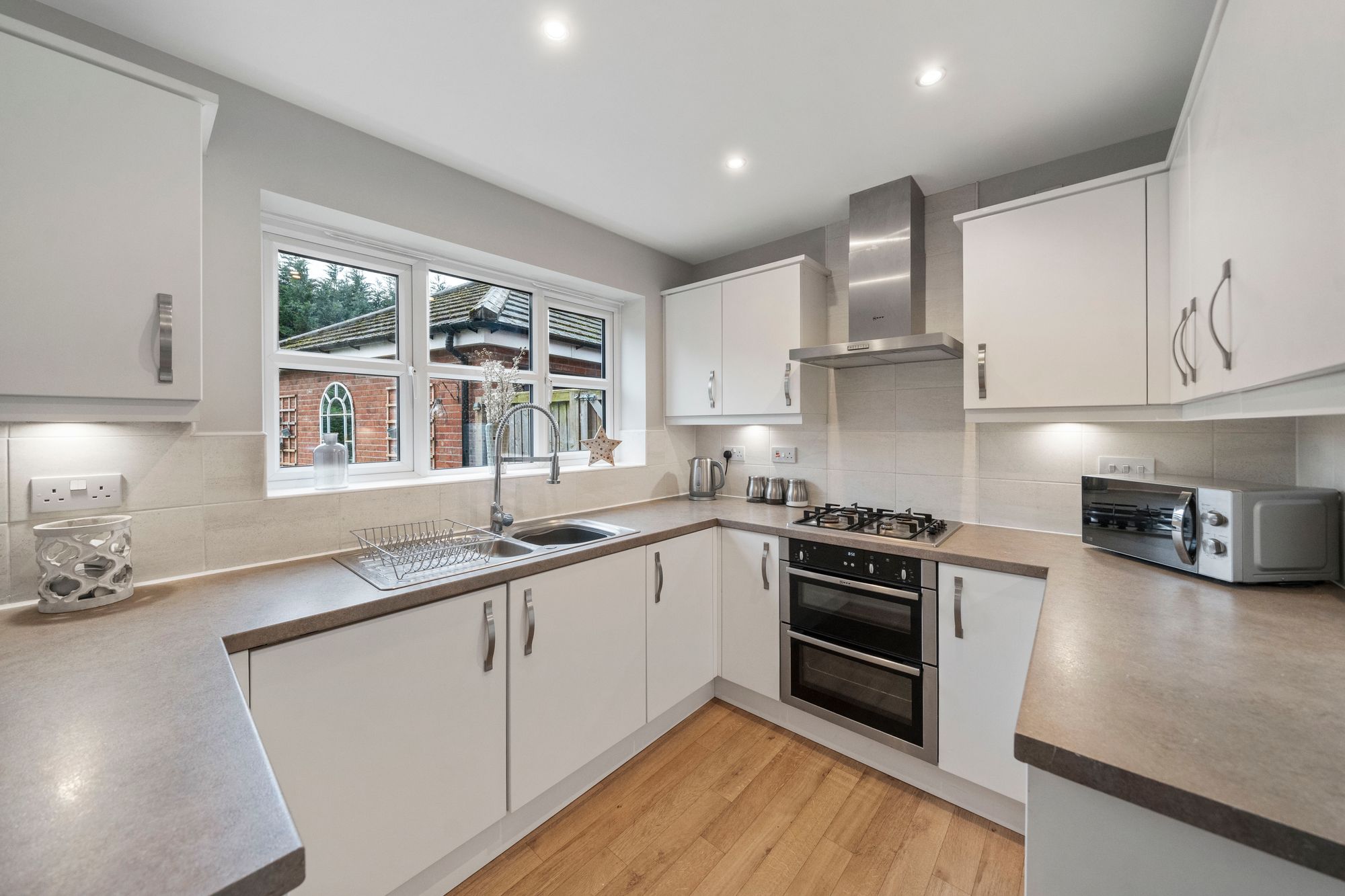 Commissioner Square, Warrington