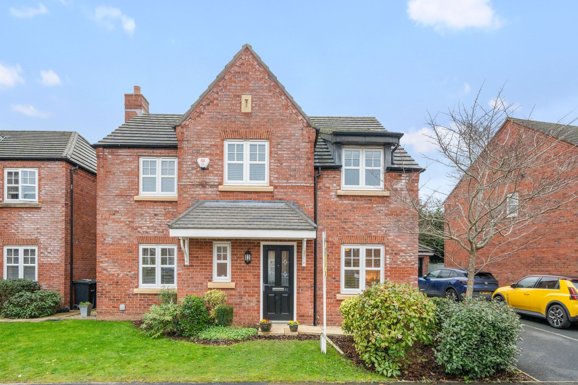 Commissioner Square, Paddington, WA1