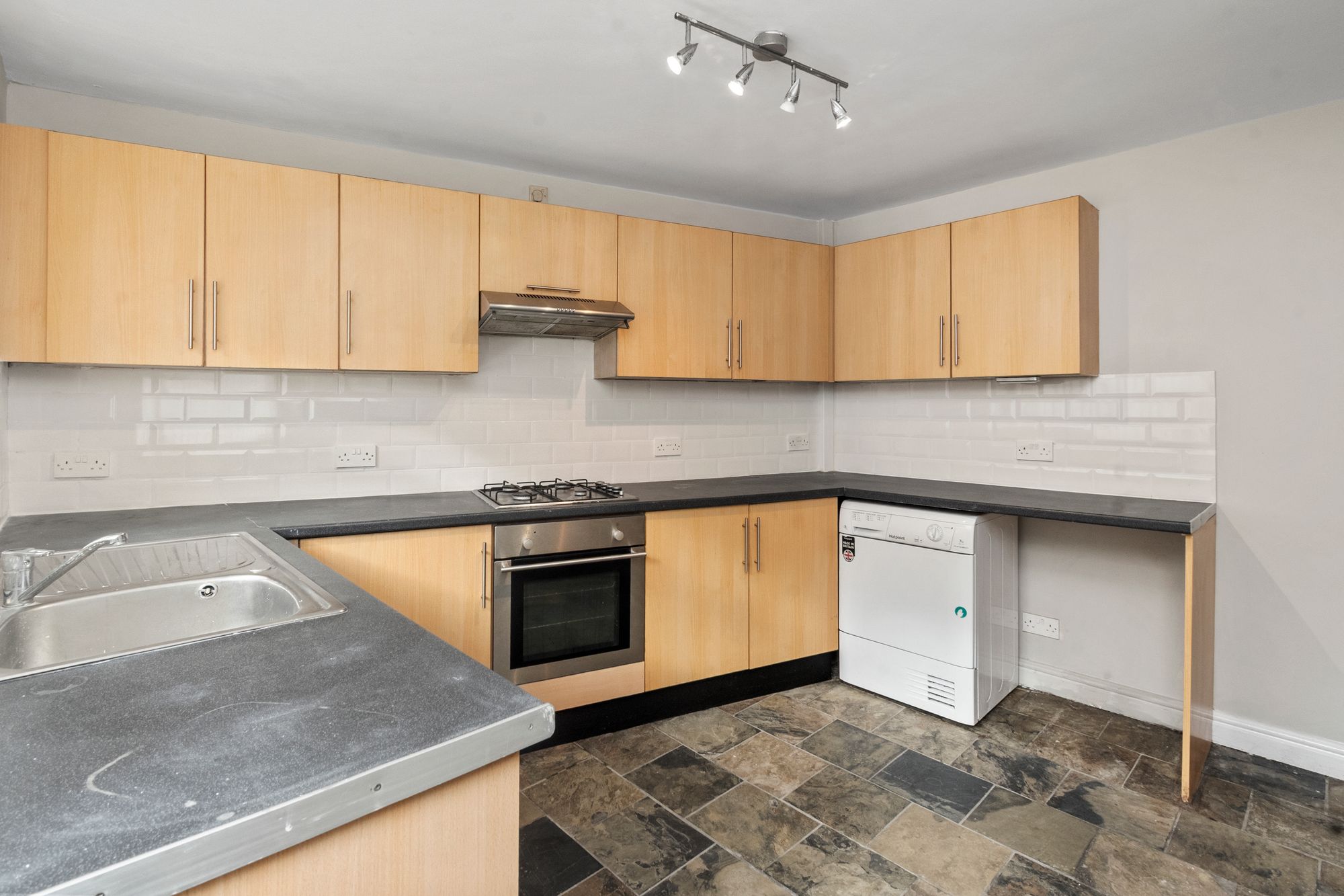 Sidney Street, St. Helens