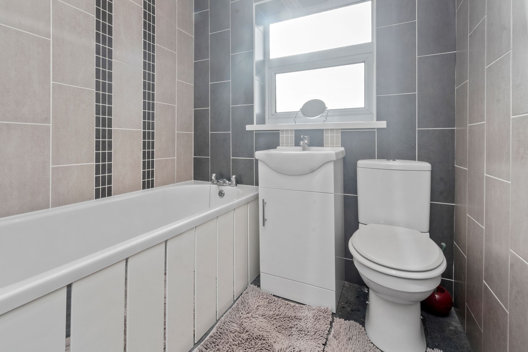 Moss Bank Road, St. Helens, WA11