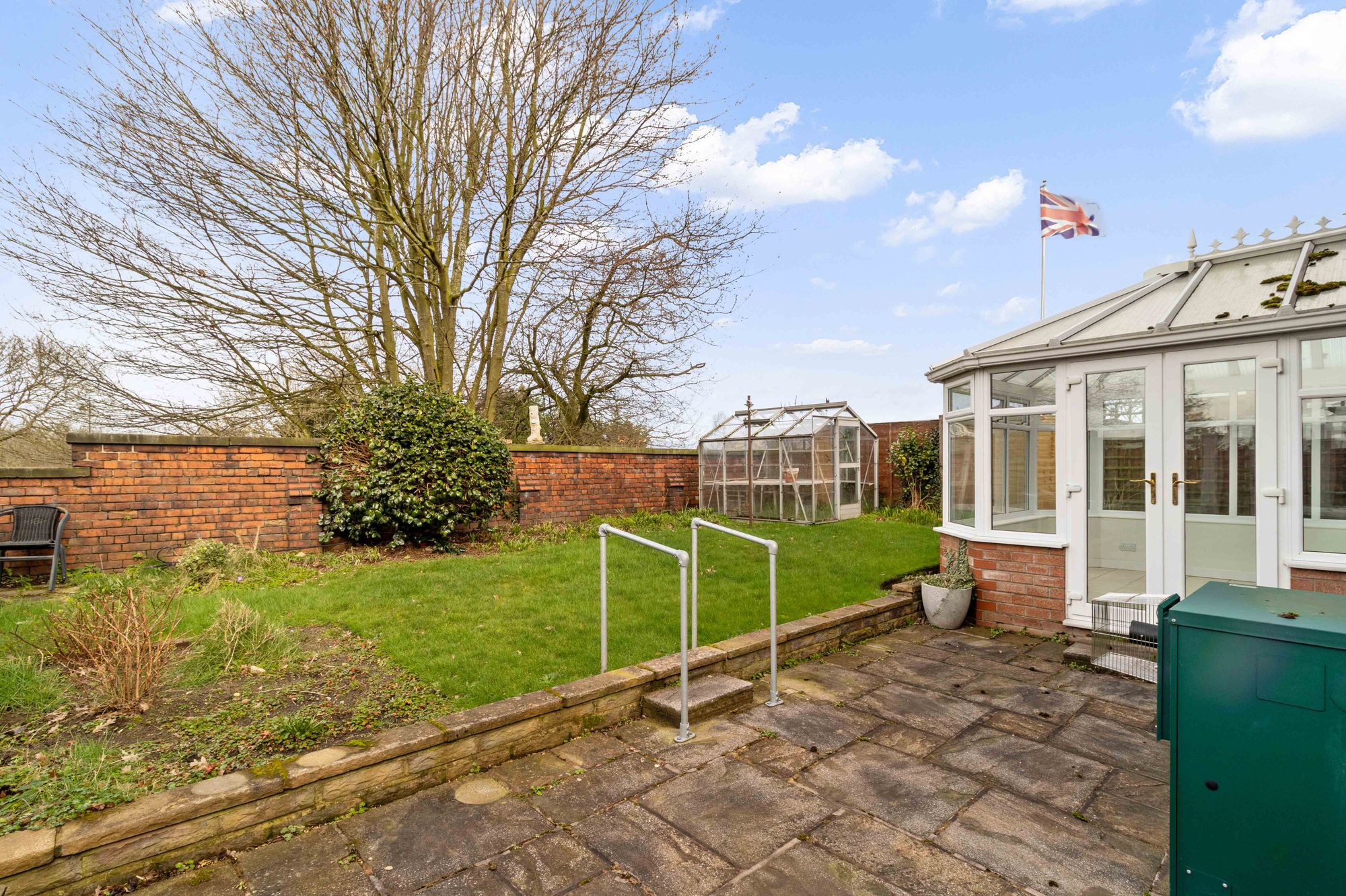 Hollybank, Warrington