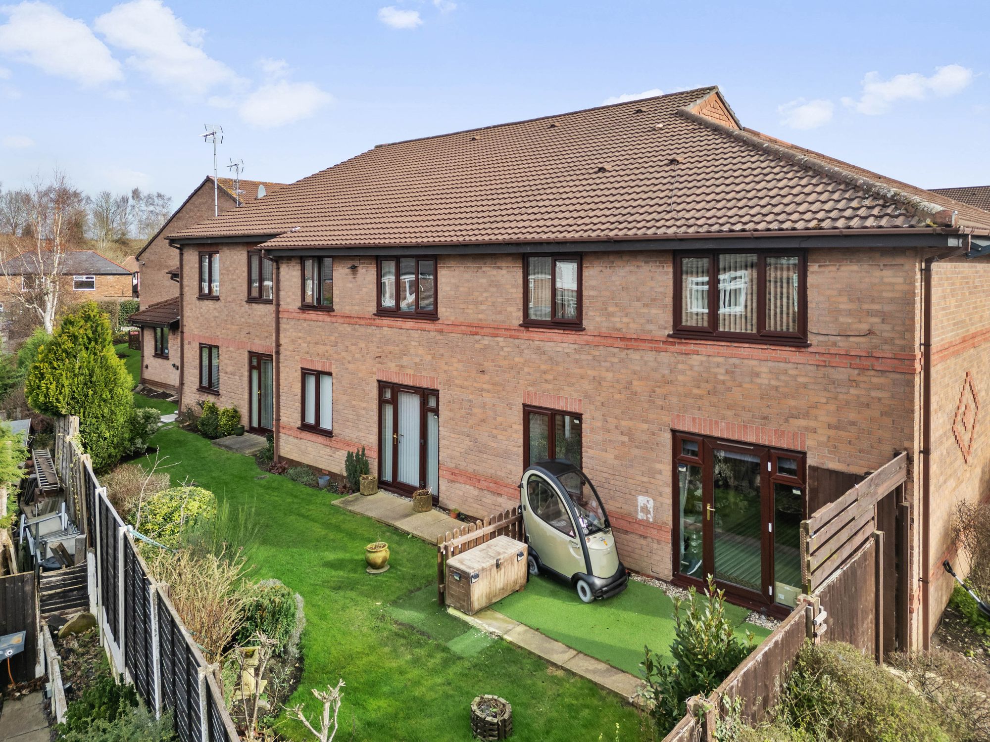 Oulton Court, Warrington