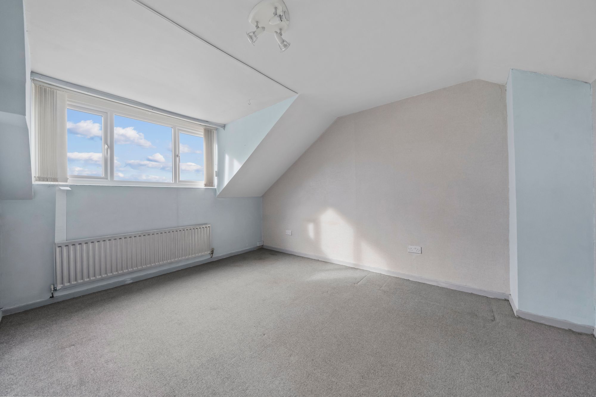 Tewkesbury Road, Golborne, WA3