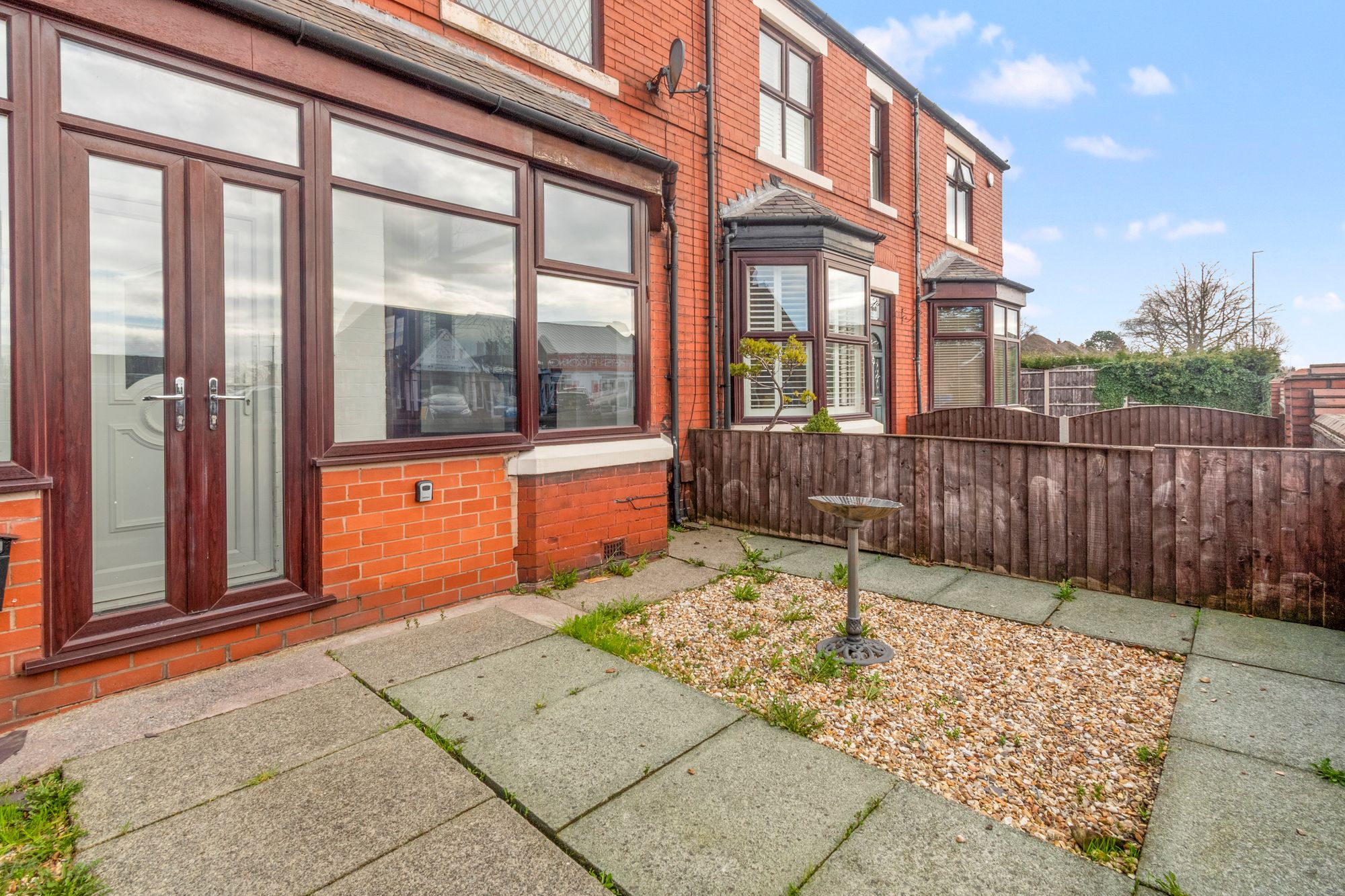 Liverpool Road, Warrington