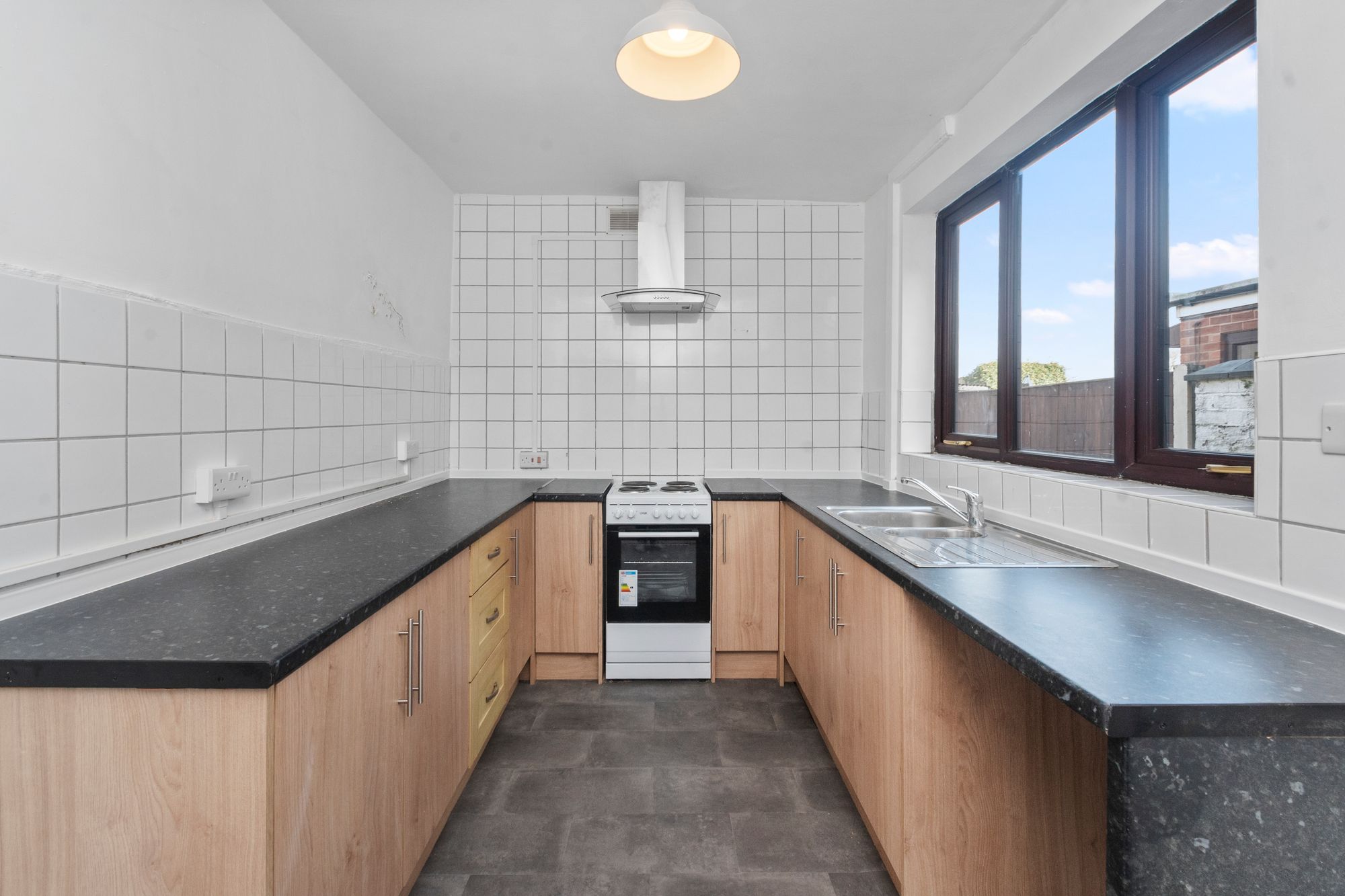 Liverpool Road, Warrington