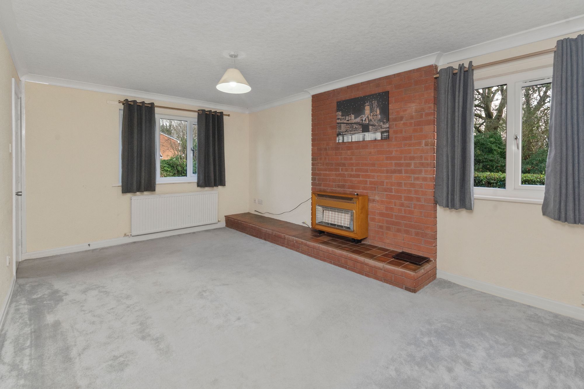 Perth Close, Fearnhead, WA2