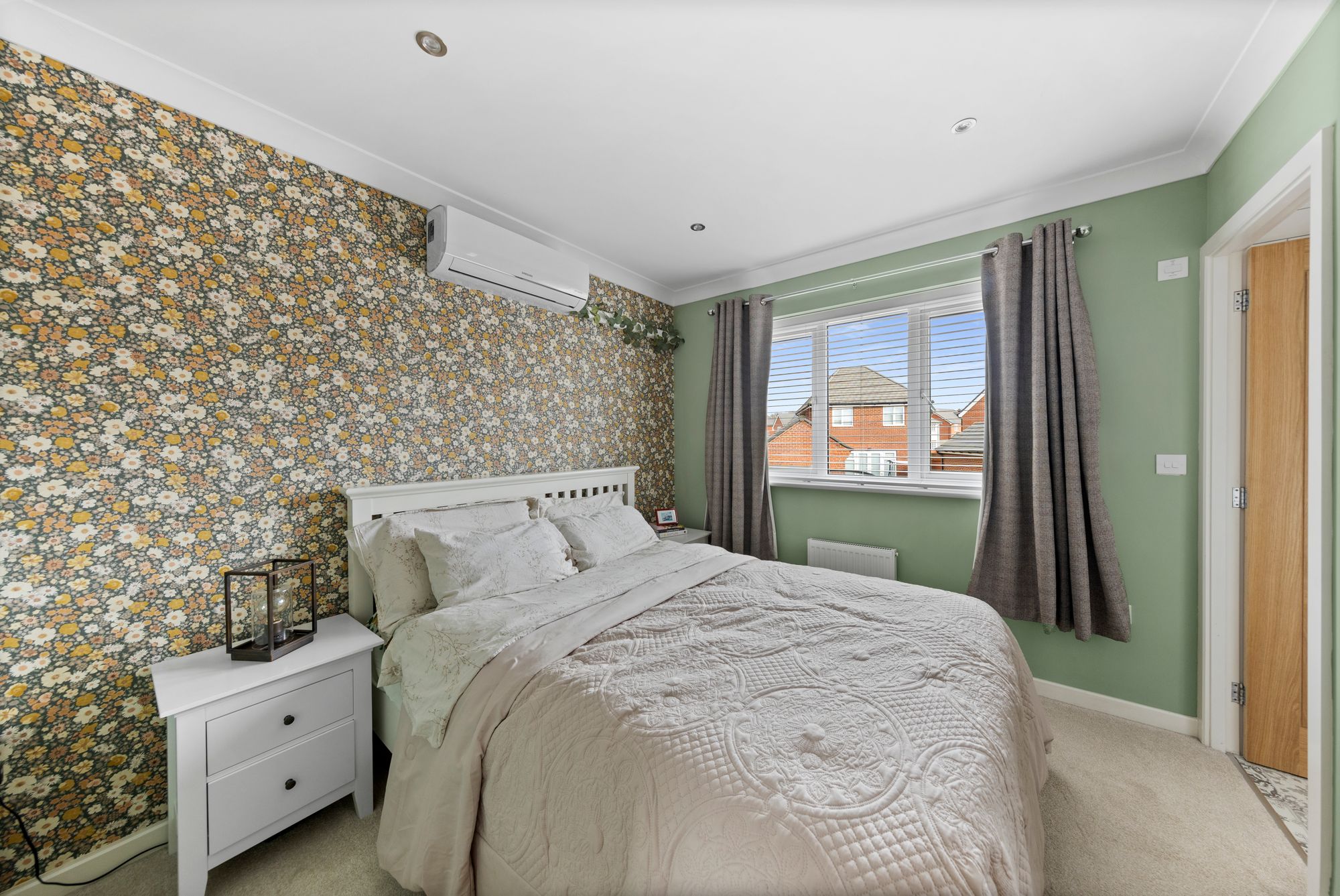 Oak Green Road, Warrington