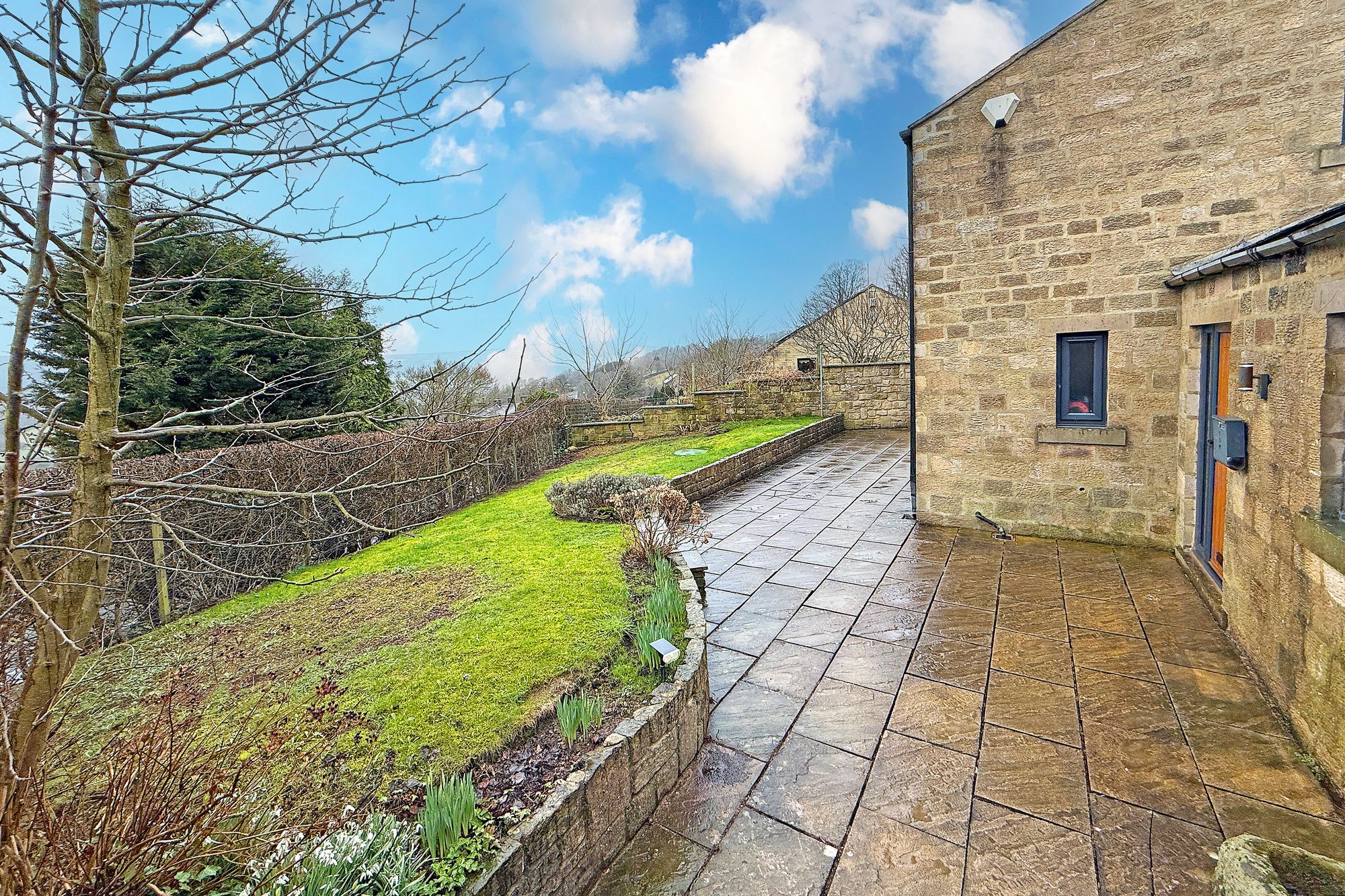 Blazefield, Harrogate, HG3