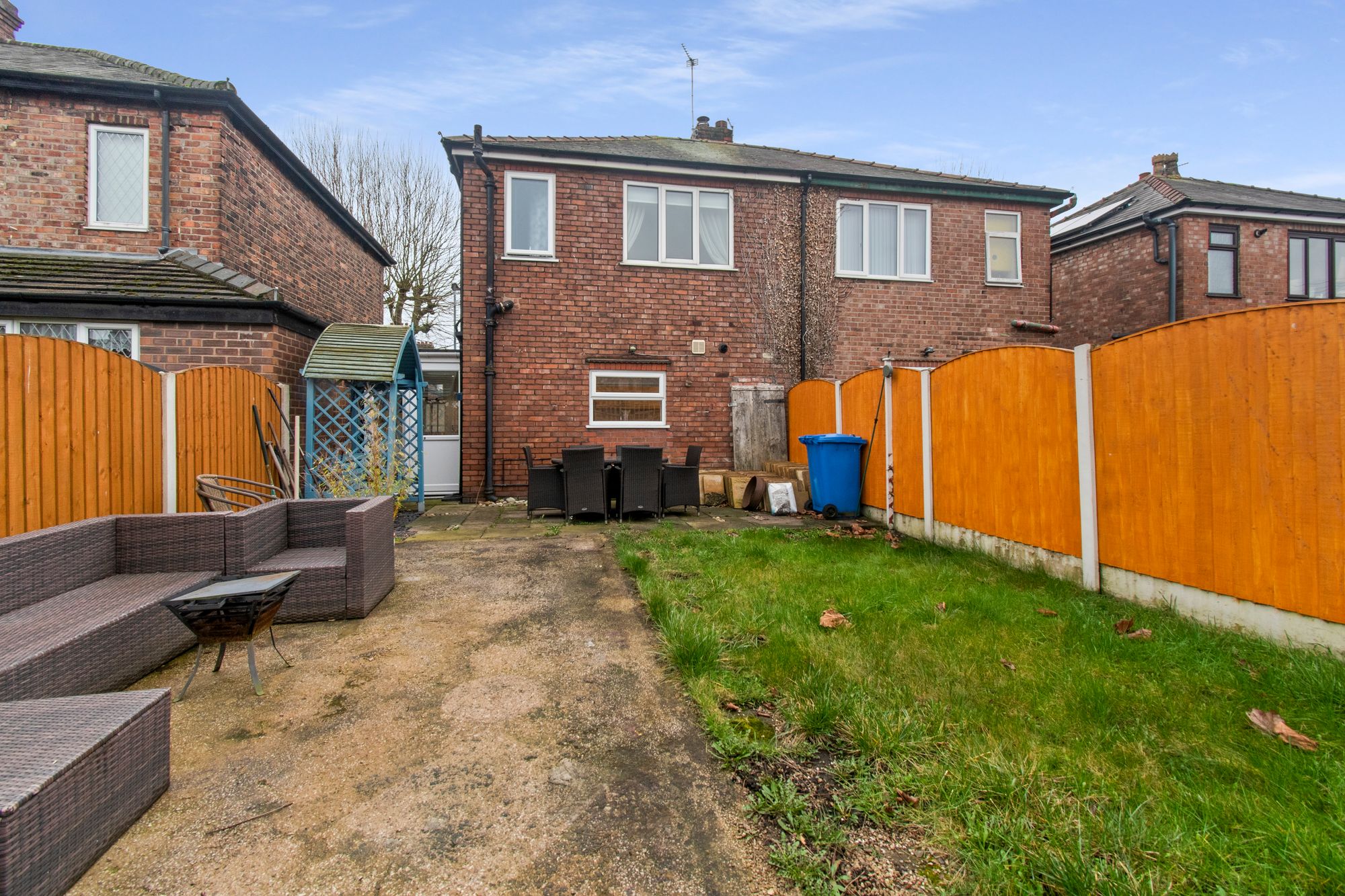 Fife Road, Warrington