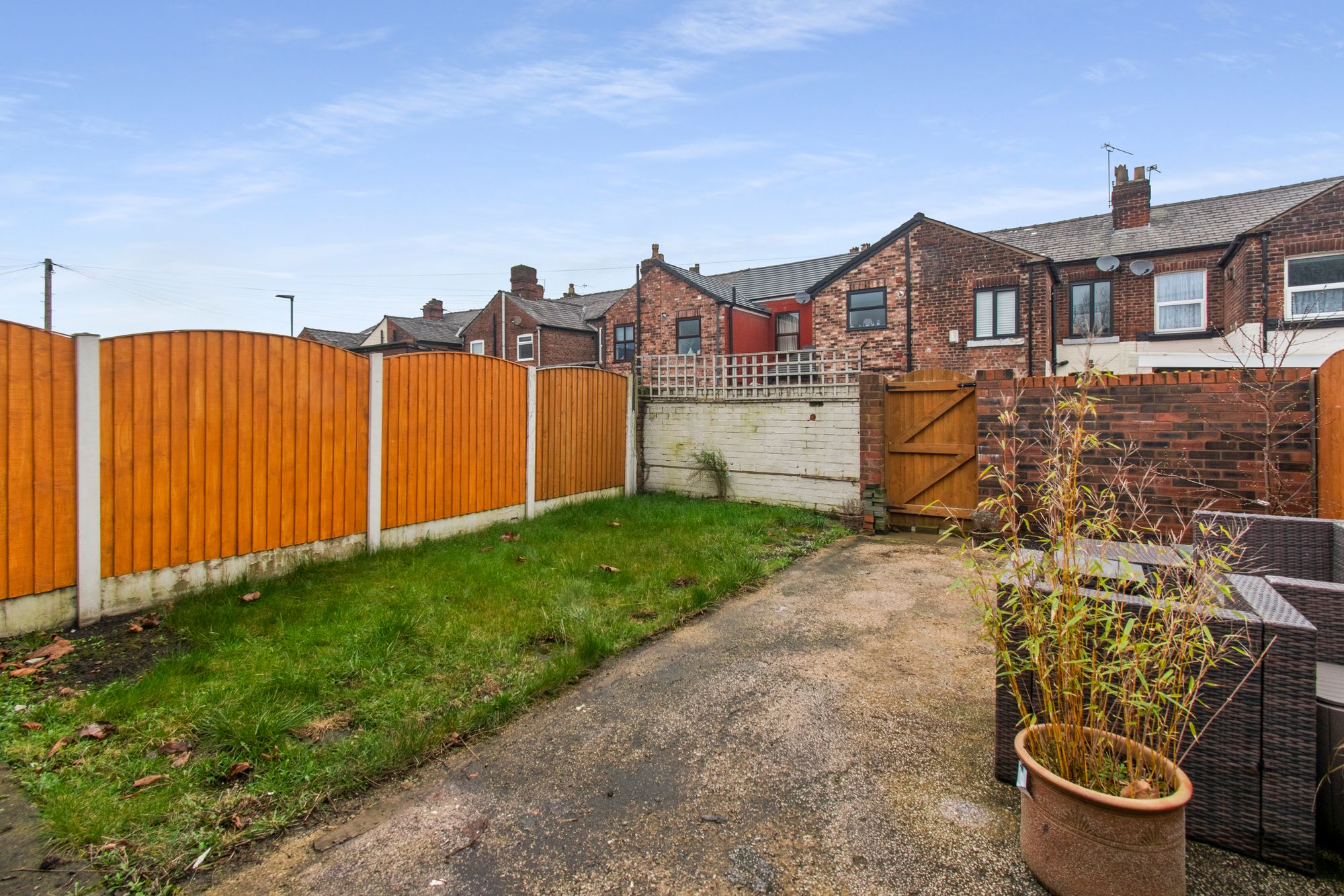 Fife Road, Warrington