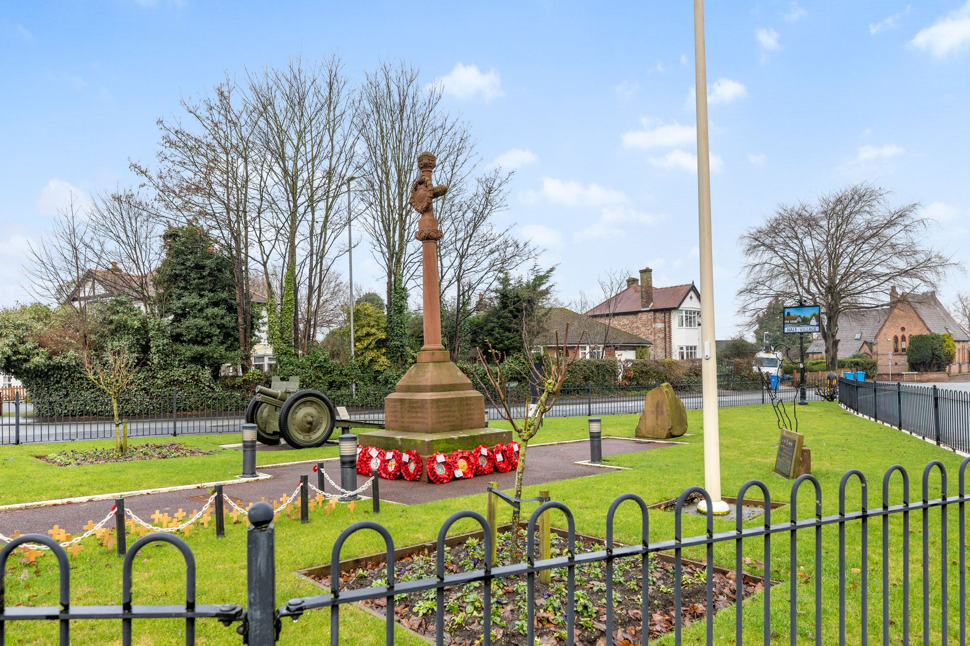 Halis Court, Hale Village, L24