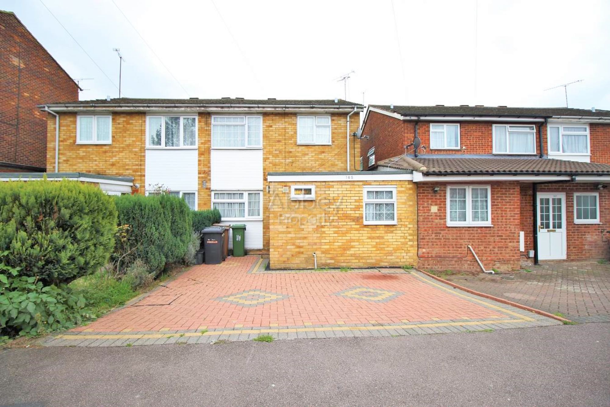 Tenby Drive, Luton, LU4