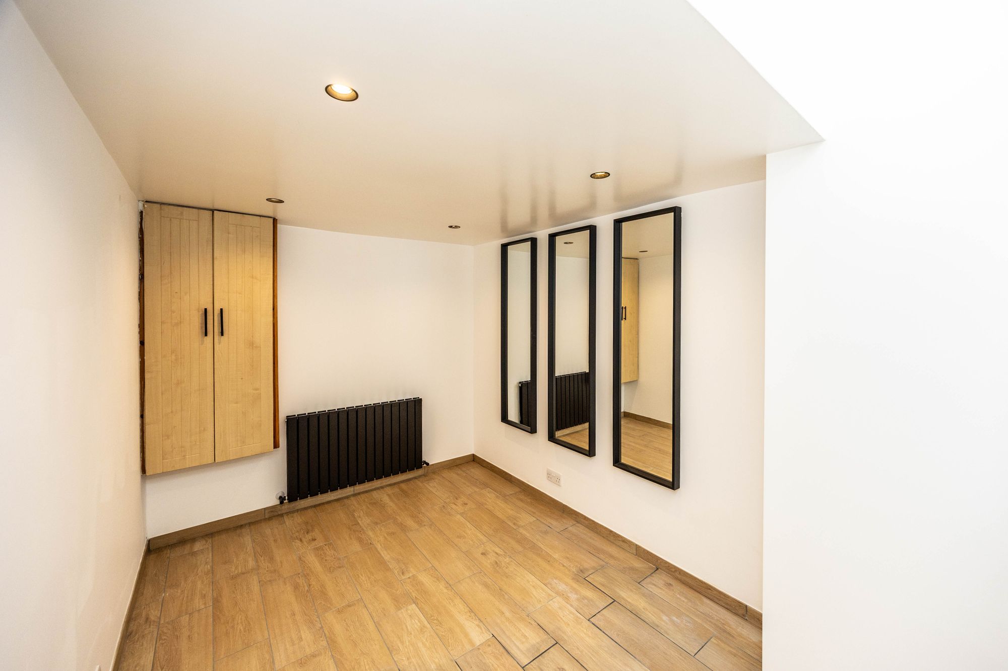 Image 4 of Manchester Road, Linthwaite, HD7