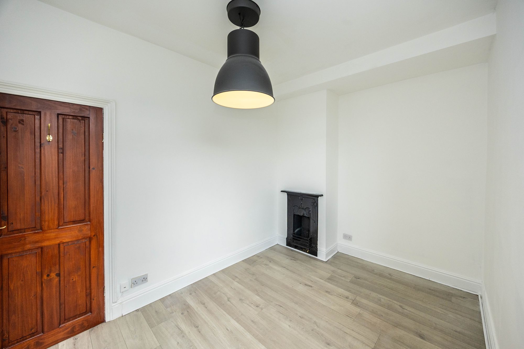 Image 8 of Manchester Road, Linthwaite, HD7