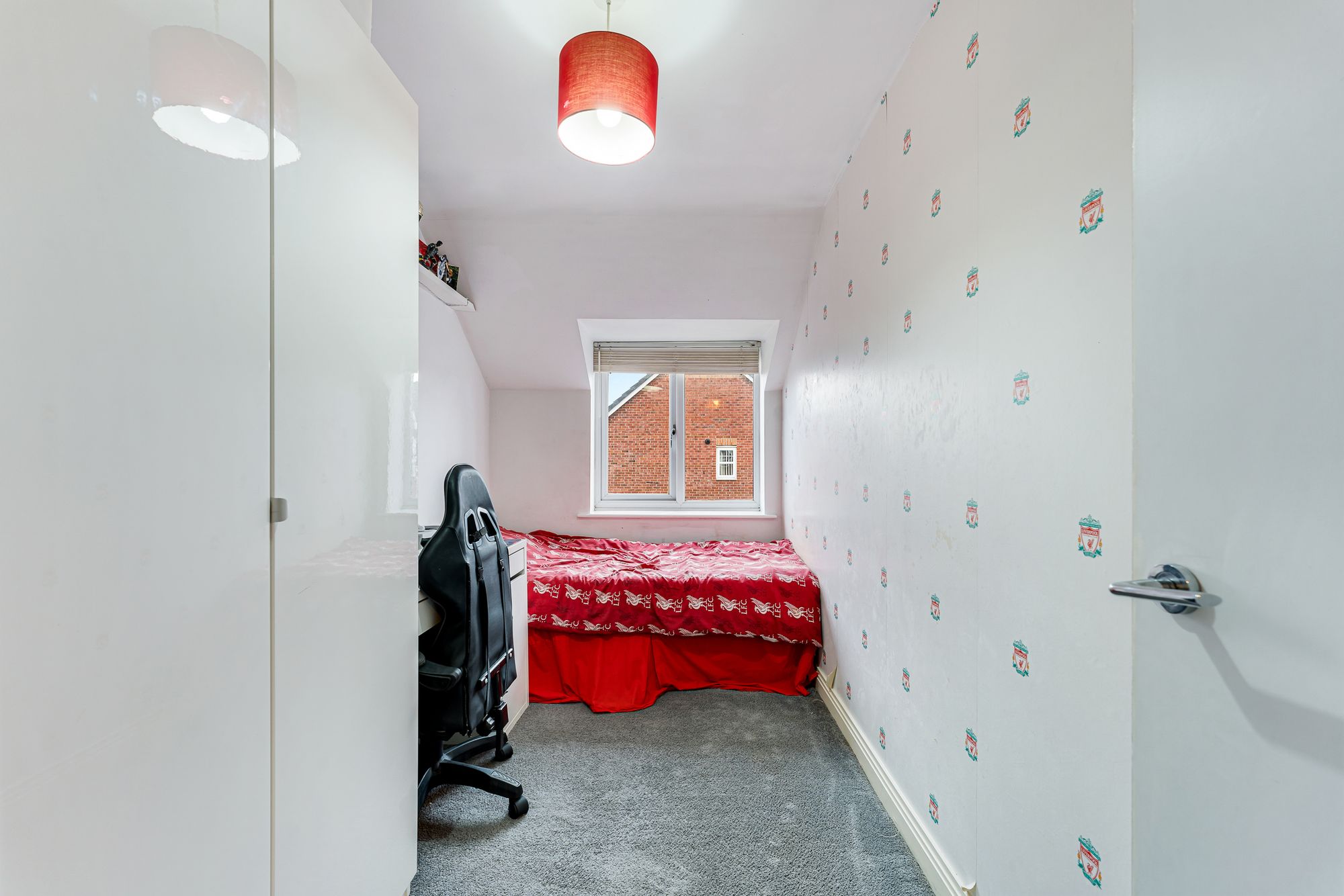 Iona Crescent, Widnes