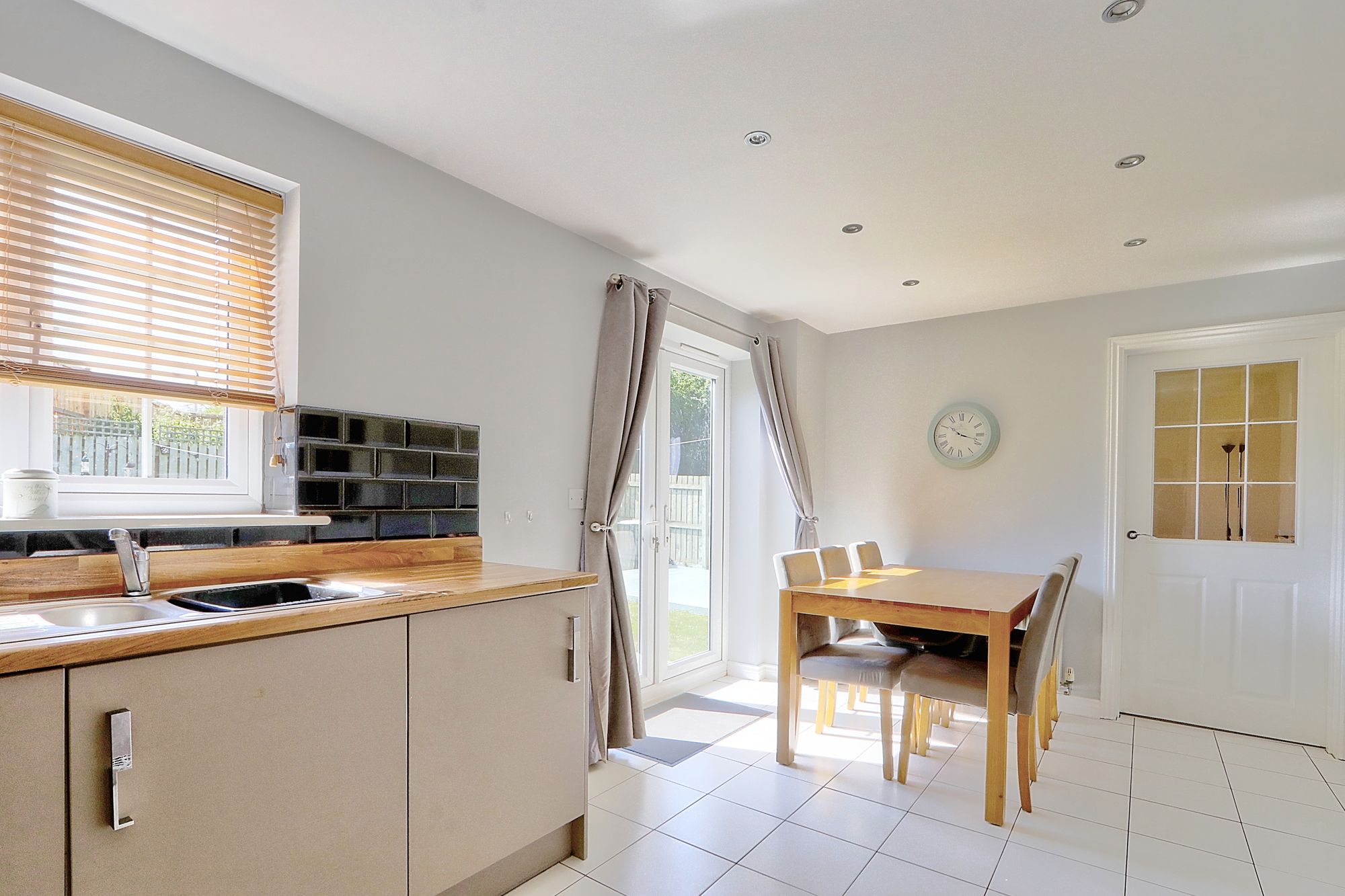 _MG_9707_8_9_Enhancer