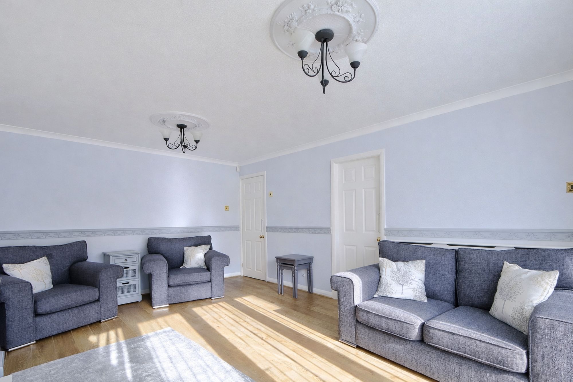 b8ad3f28-33af-45ee-b191-2f9f25c55709