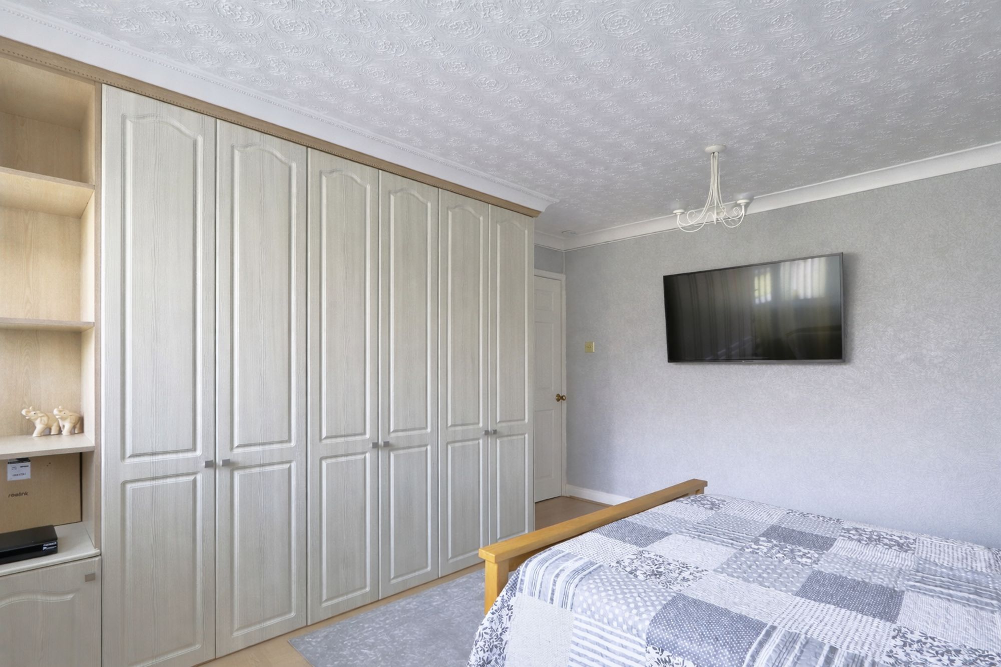 a1b652b2-23c9-4653-9e9a-26aaacc985f2