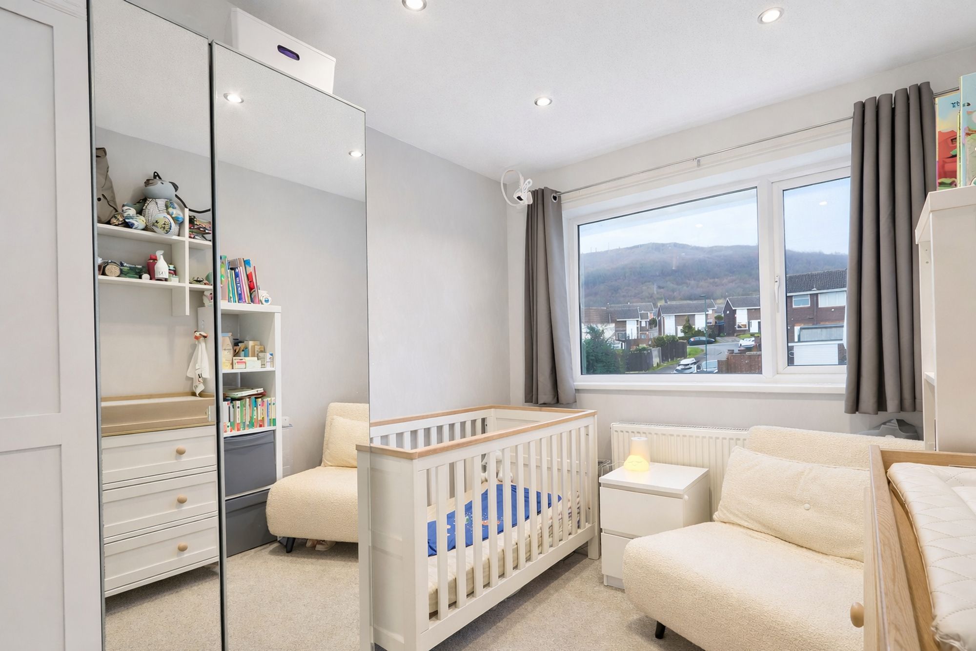 5735becd-efd8-4551-a376-aa80f8da3647