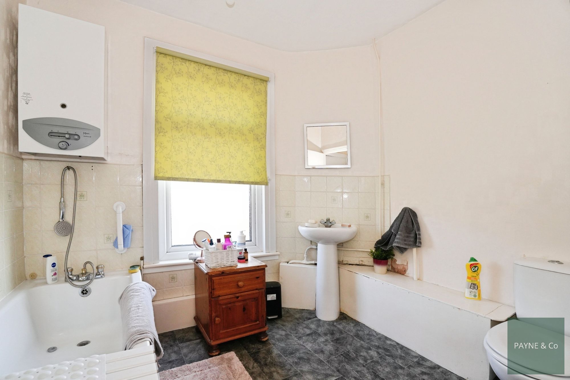 Cobham Road, Ilford, IG3